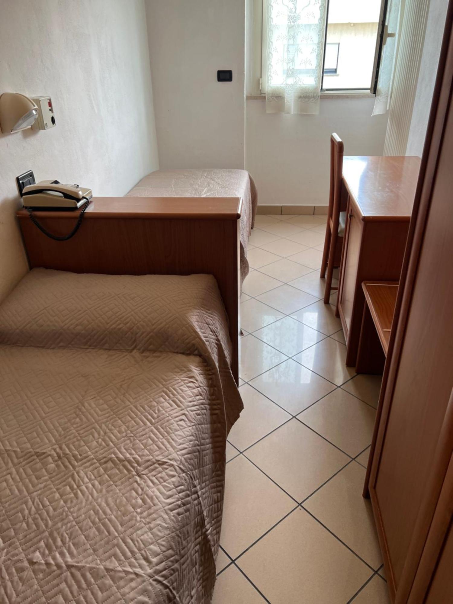 Single Room,1665625866:JPEG