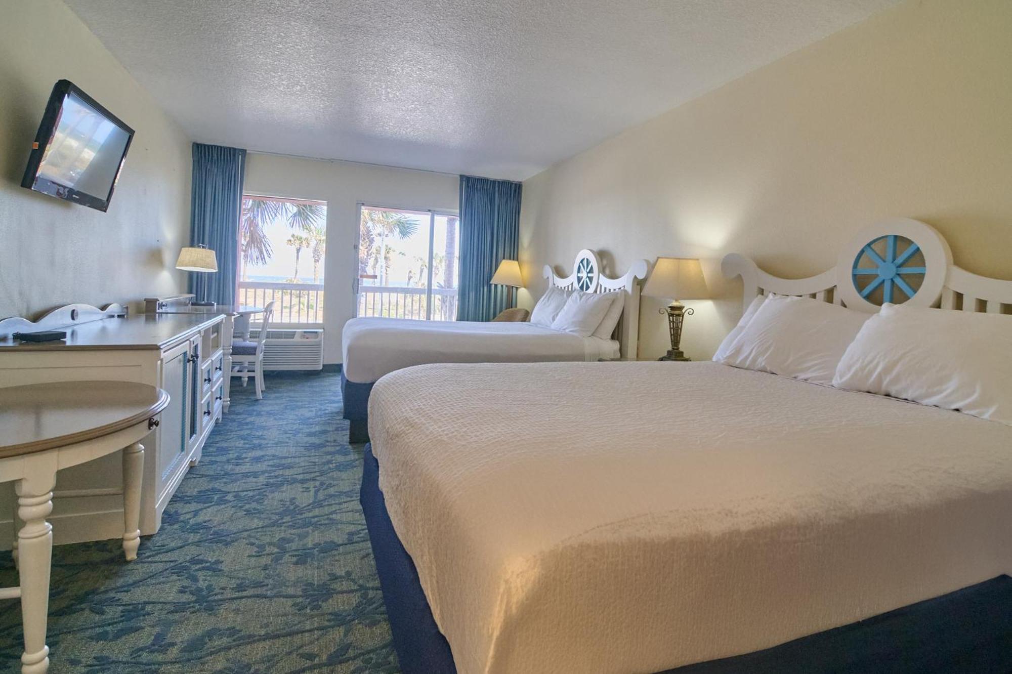 First Floor Queen Room Two Queen Beds