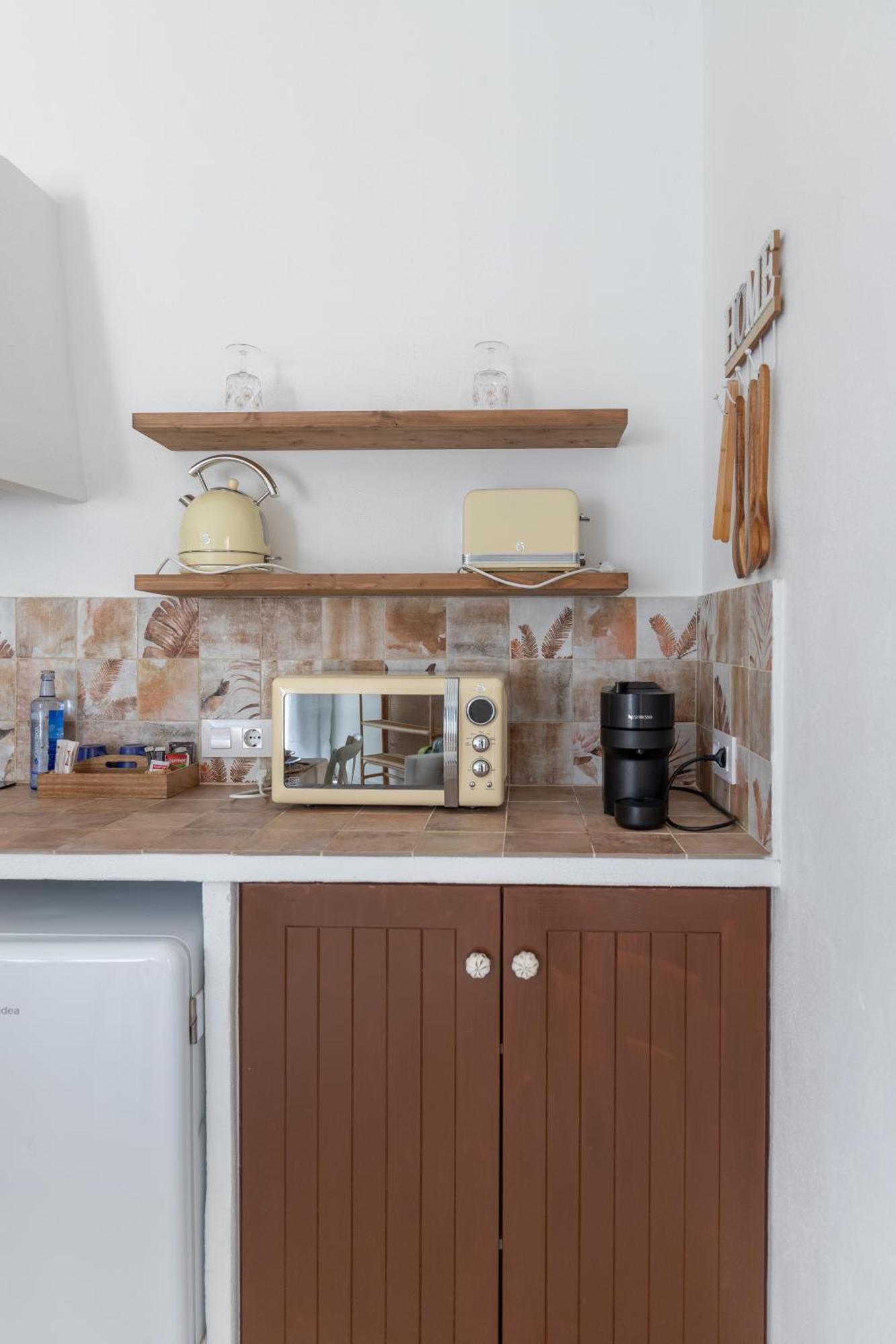 Standard Studio