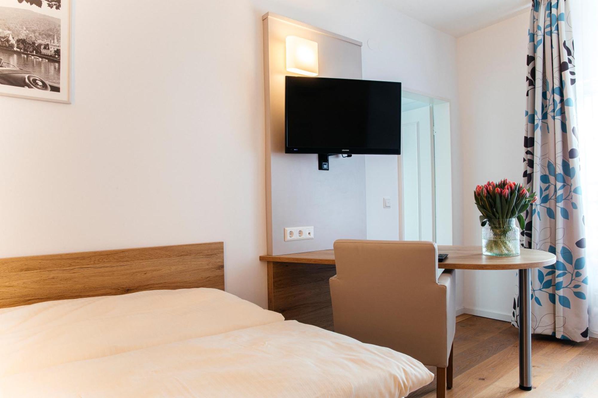 Zimmer mit Queensize-Bett