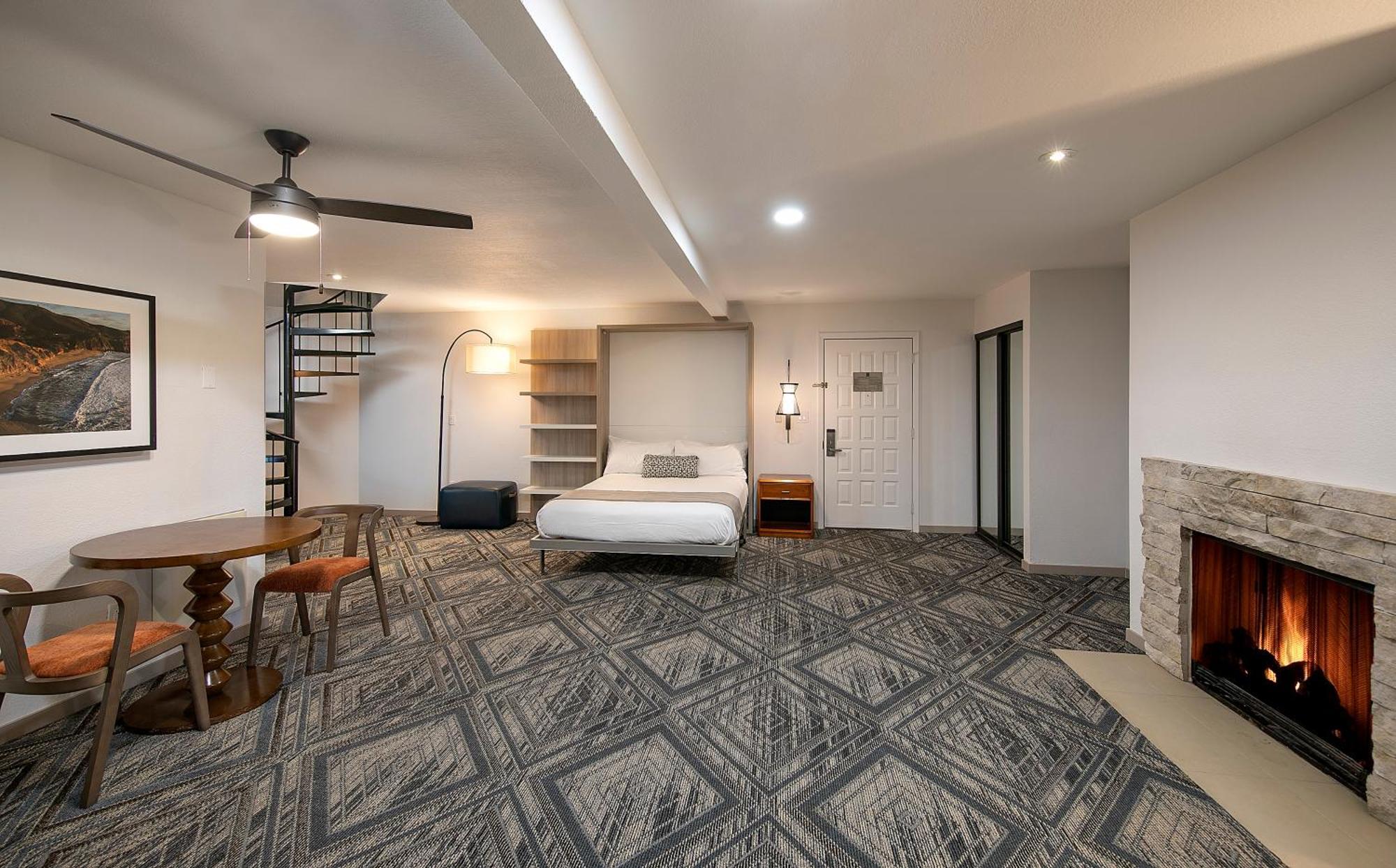 Suite with Balcony