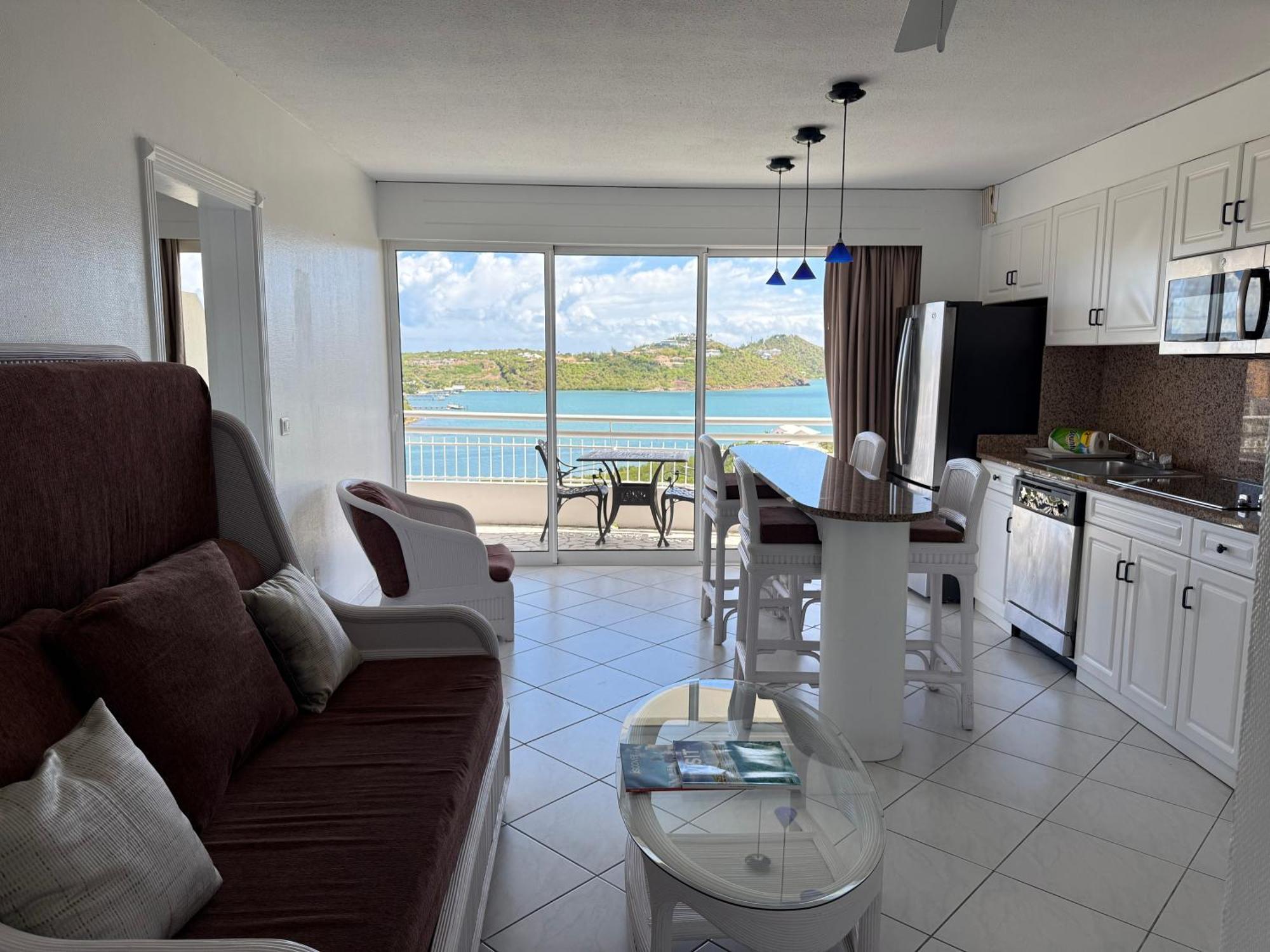 Superior Suite Lagoon View,1668075211:JPEG
