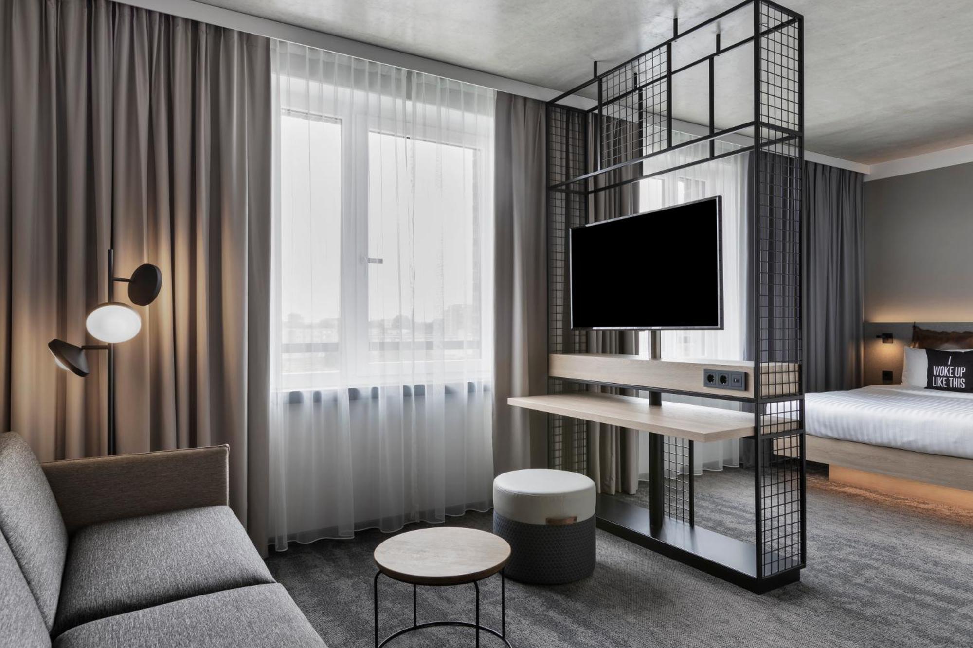 Moxyfied Family Room