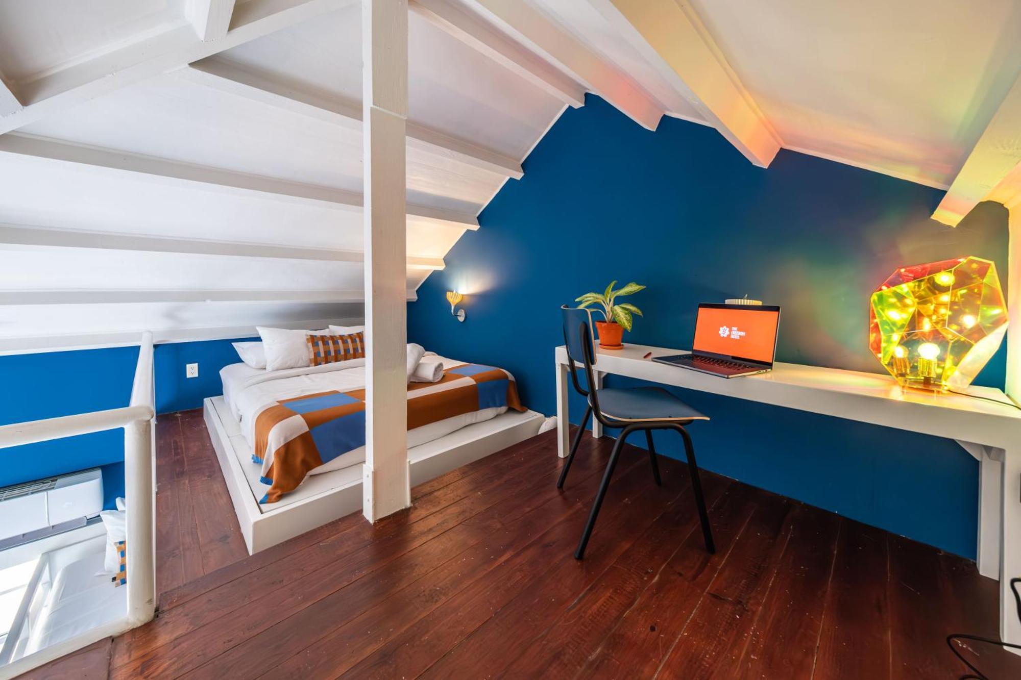 Deluxe Family Suite