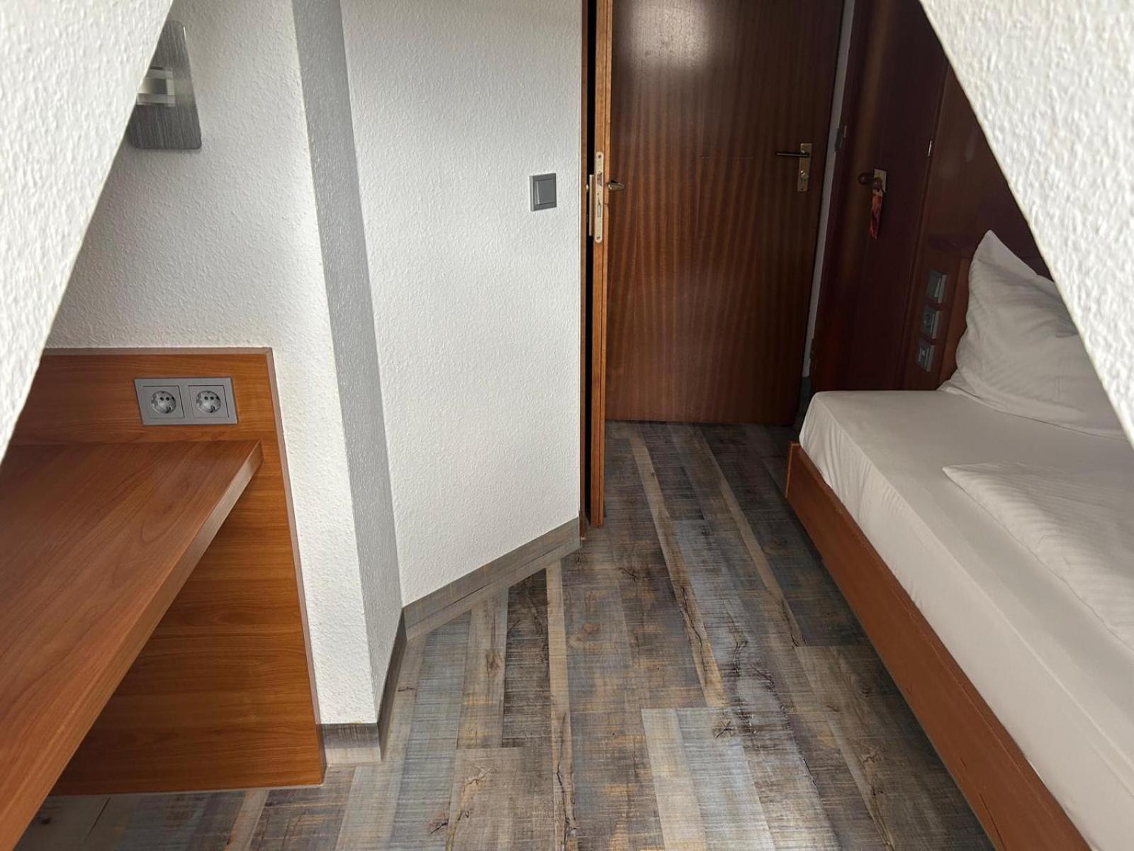 Small Single Room