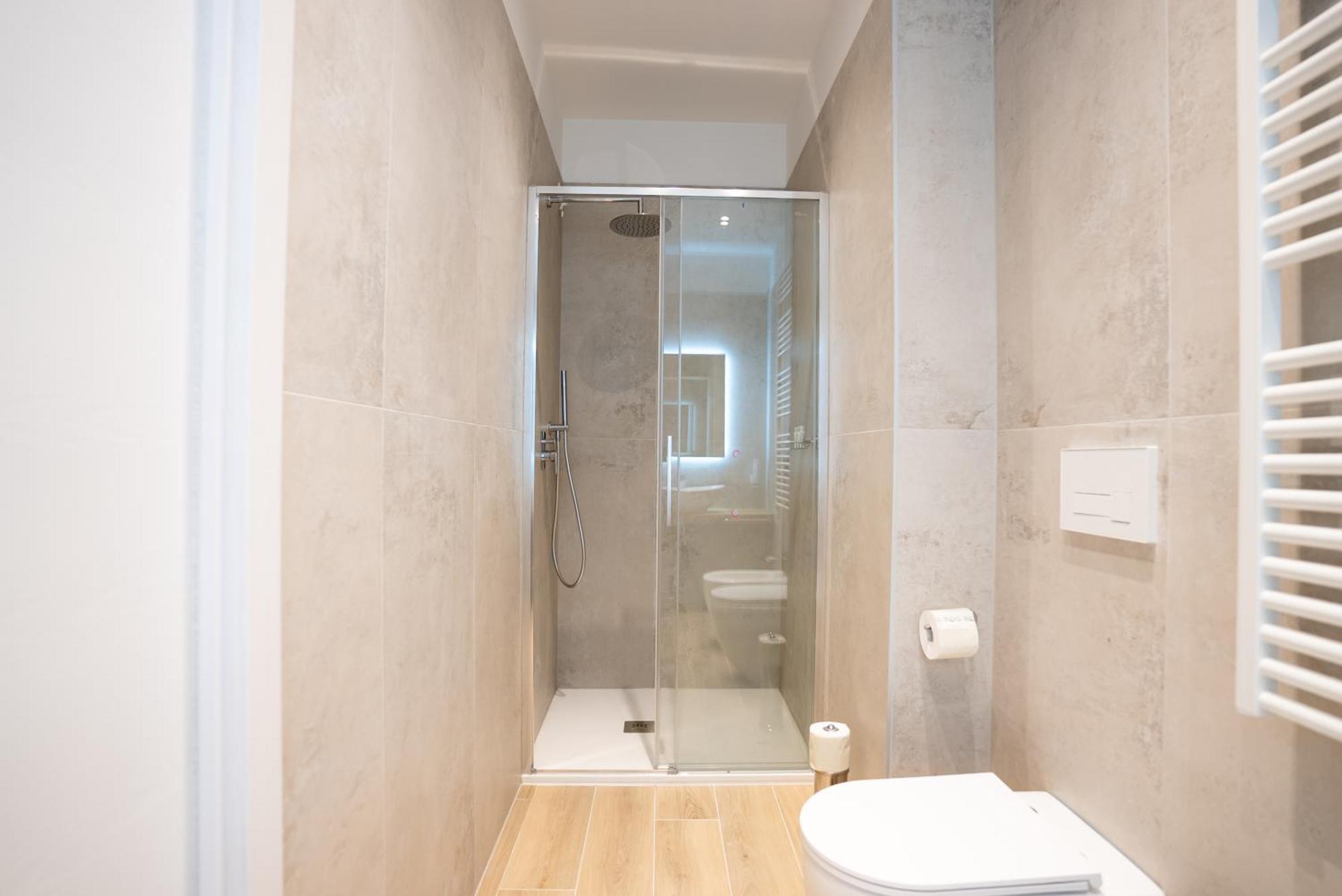 Camera Singola con Bagno Privato