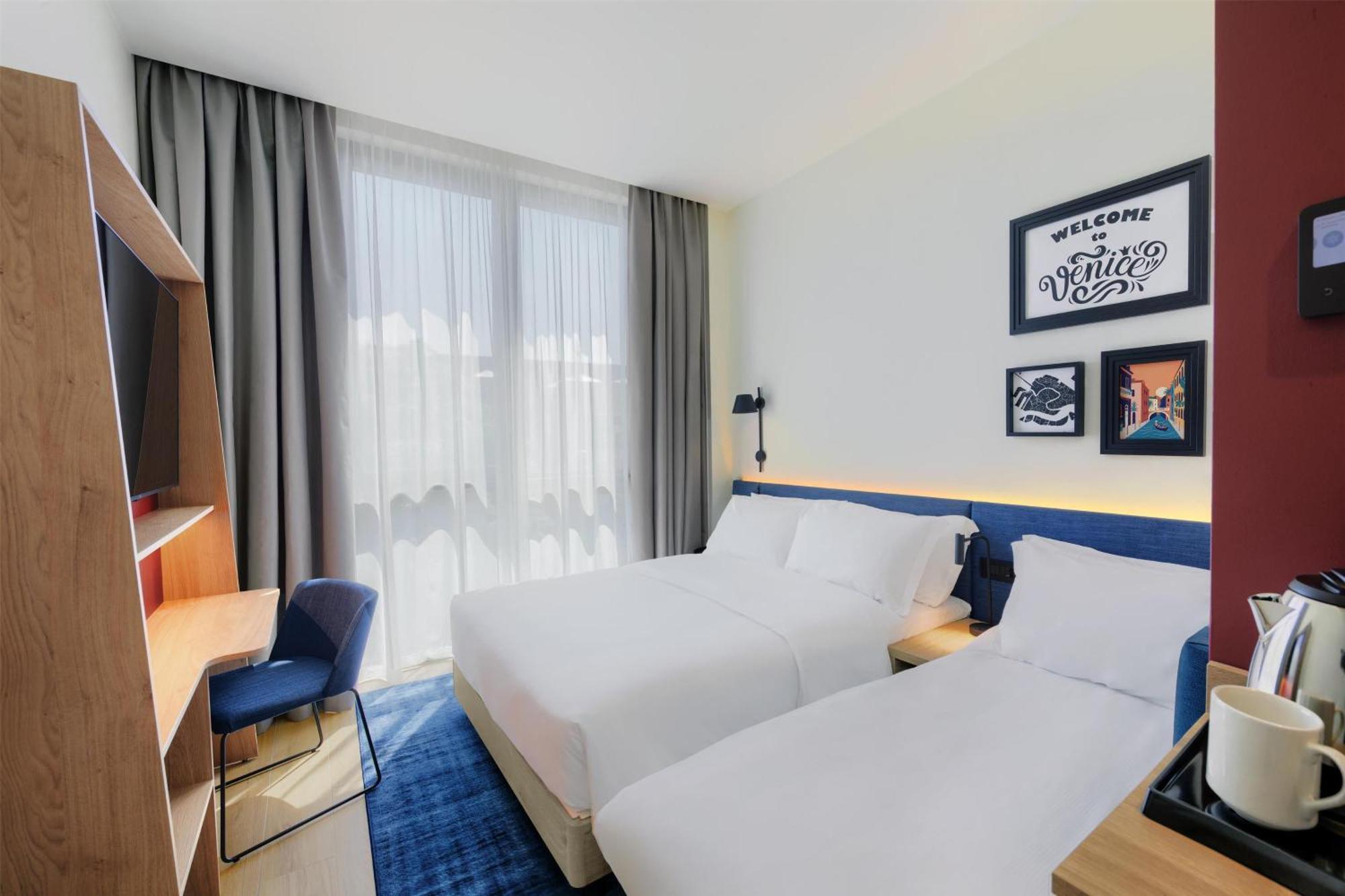 Queen Room with Sofa Bed