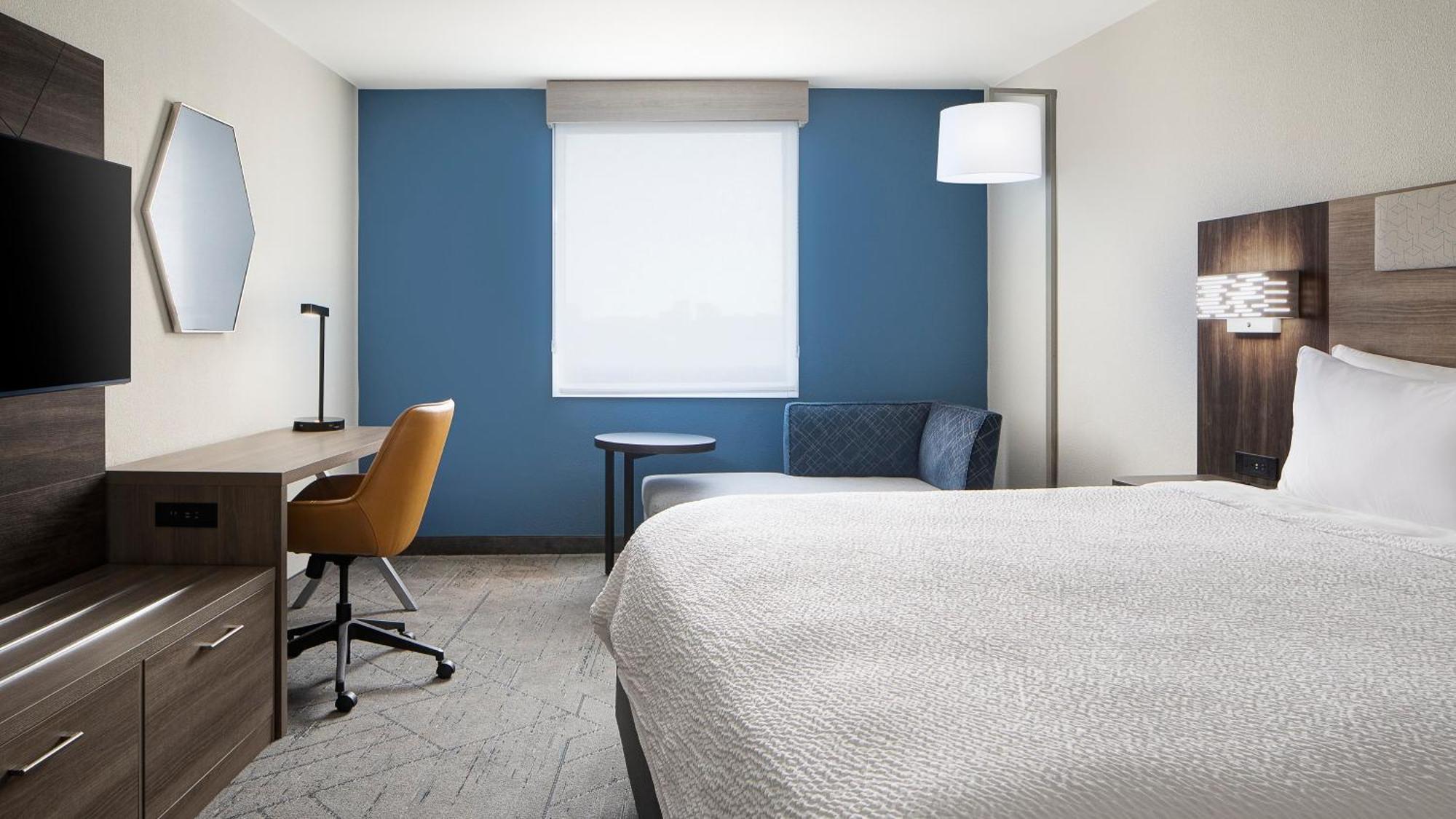 Standard King Room