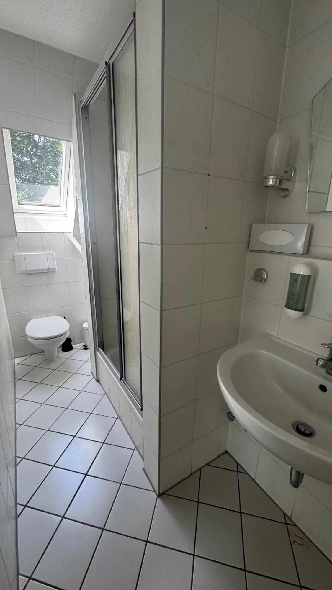 Budget Double Room Annex