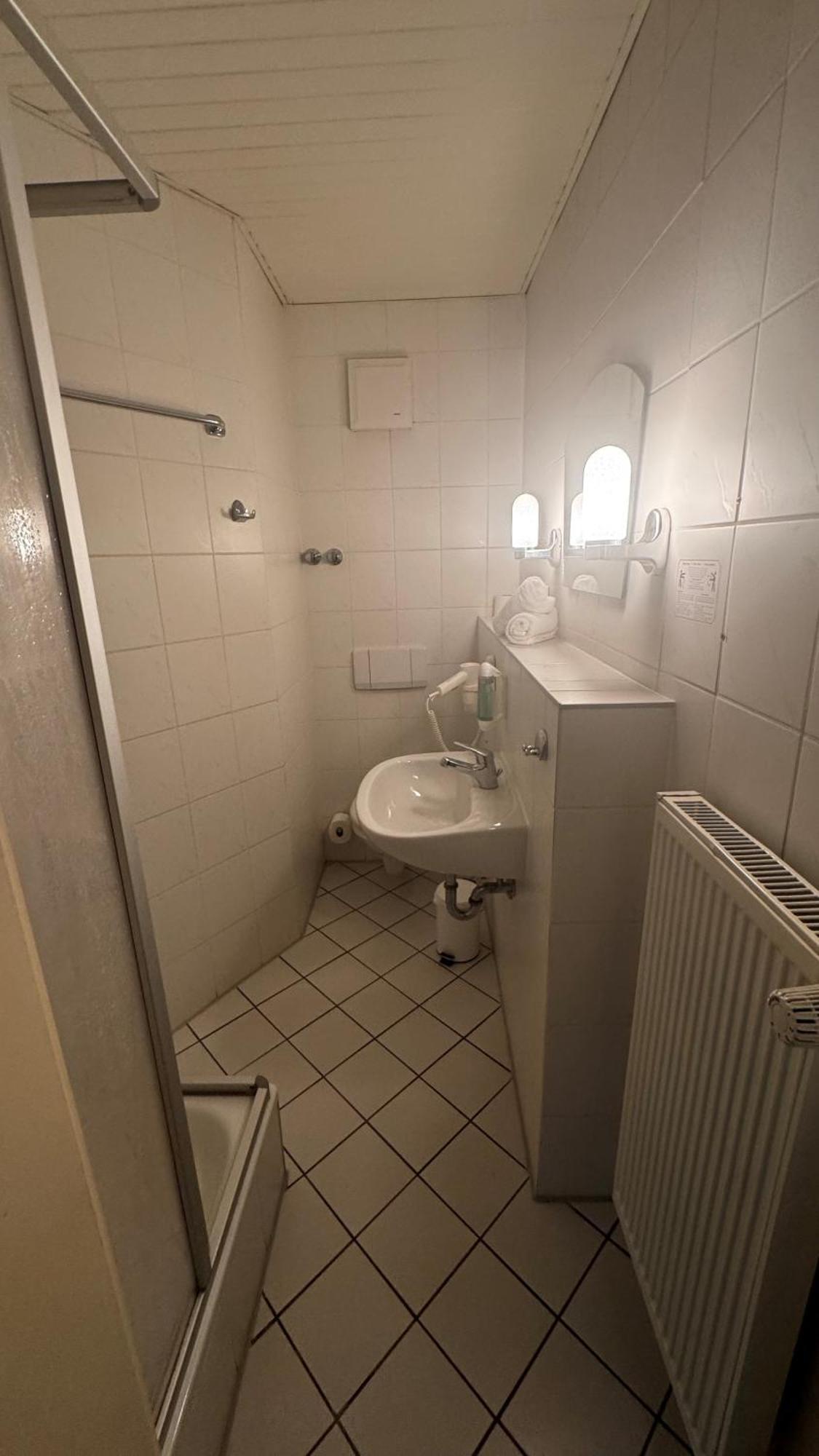 Budget Double Room Annex