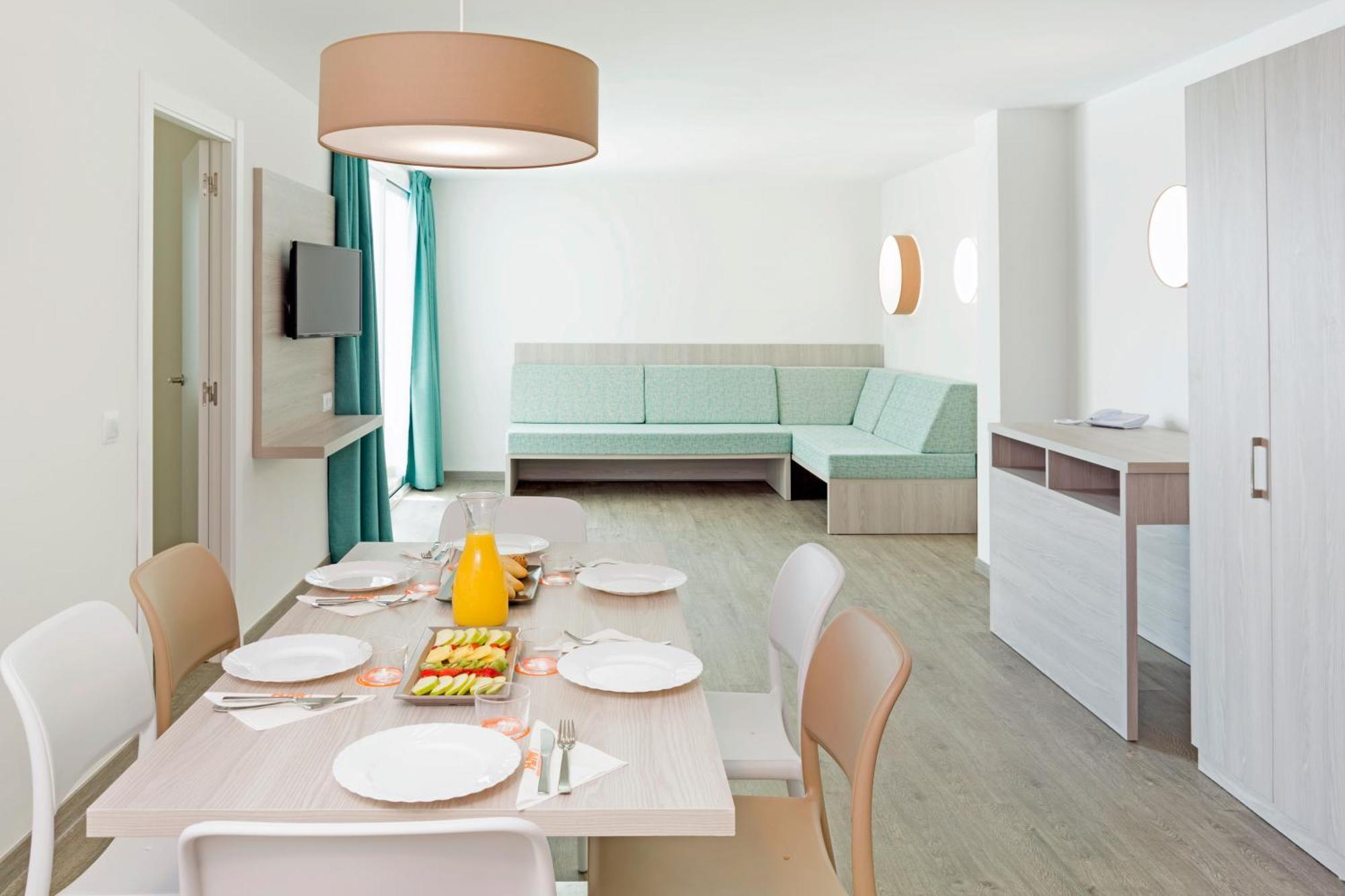 Appartamento con 2 Camere da Letto e Terrazza