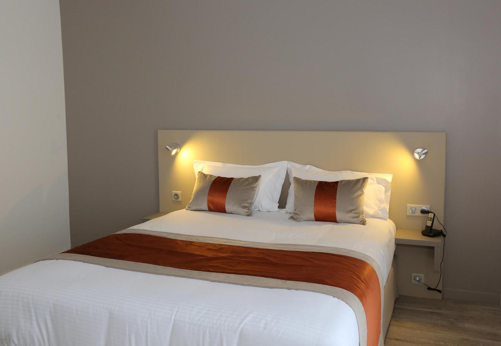 One-Bedroom Apartment,1680583211:JPEG