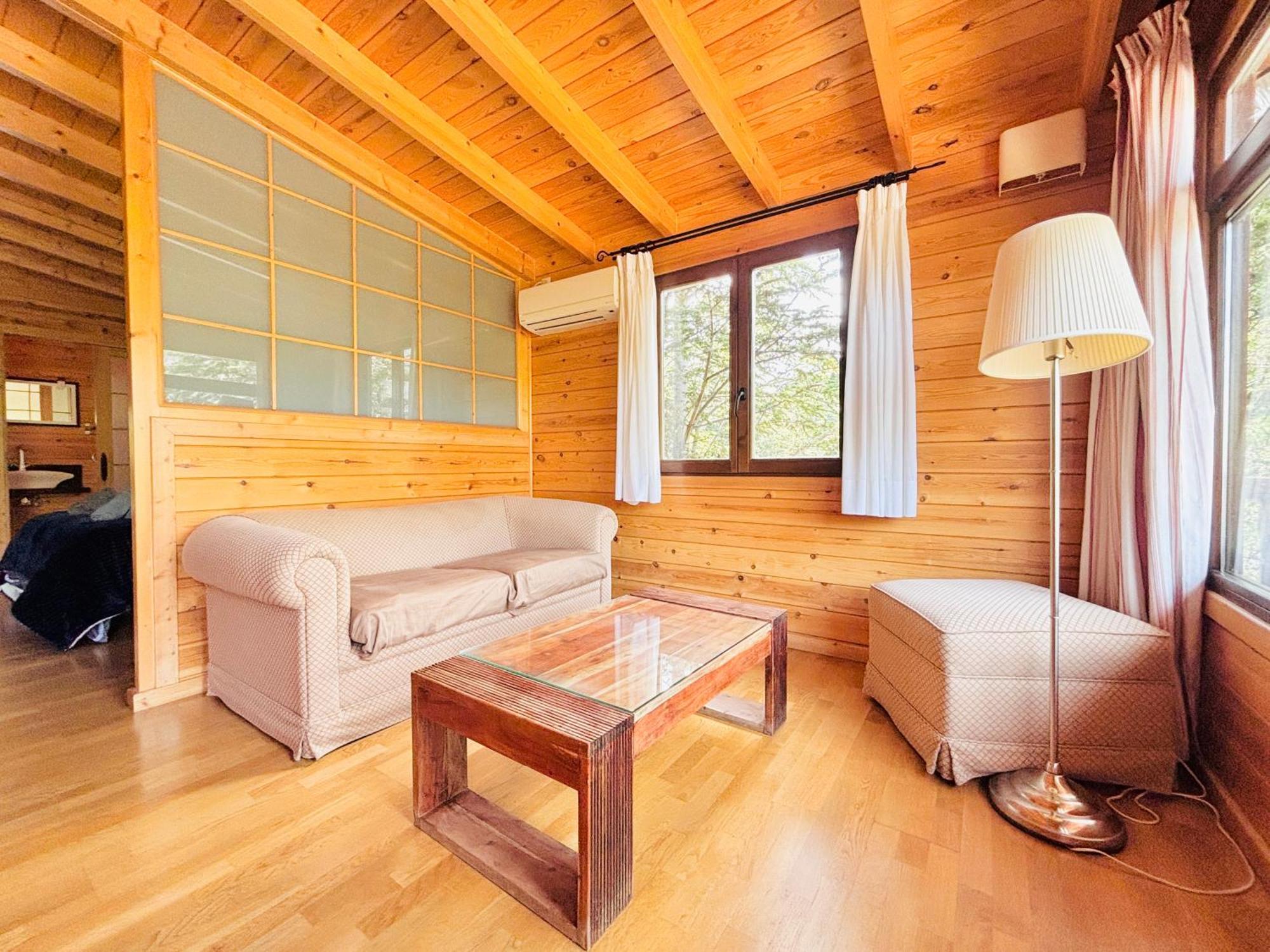 One-Bedroom Chalet,1681357978:JPEG