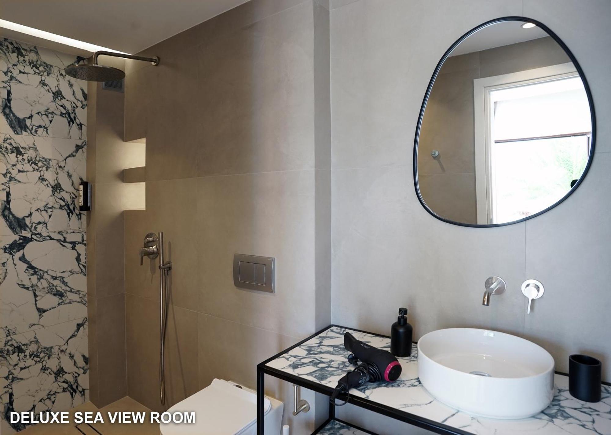 Deluxe Double Room with Sea View