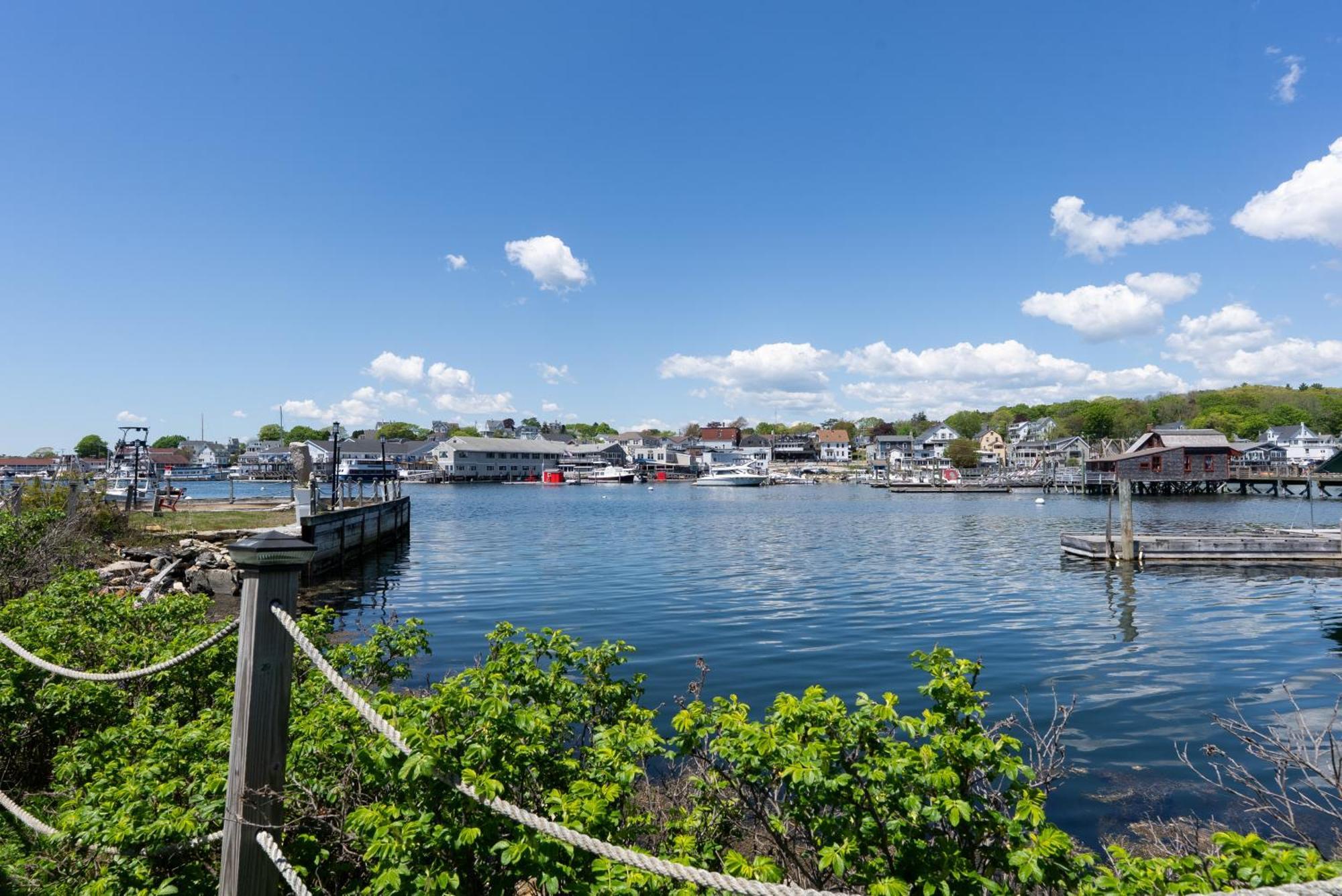 Two Queen Harbor View