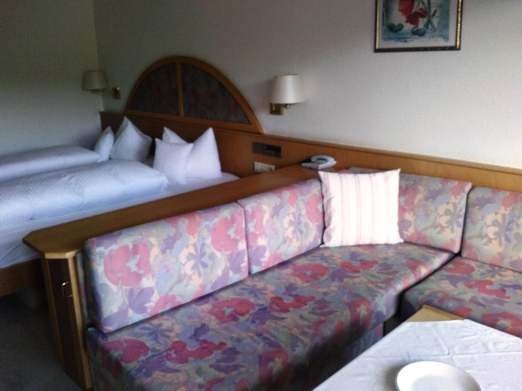 Double Room Private Bathroom