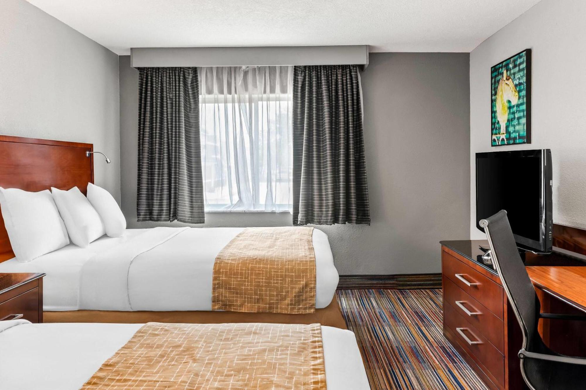 Double Room Two Double Beds Non-Smoking