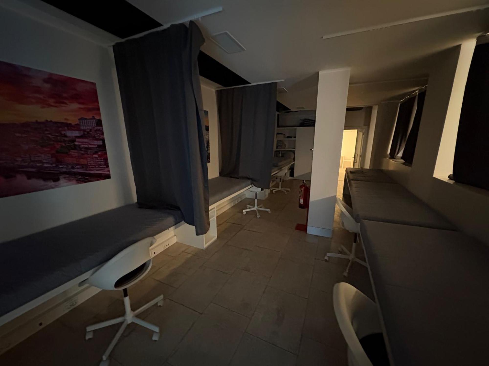 Mixed Dormitory Room