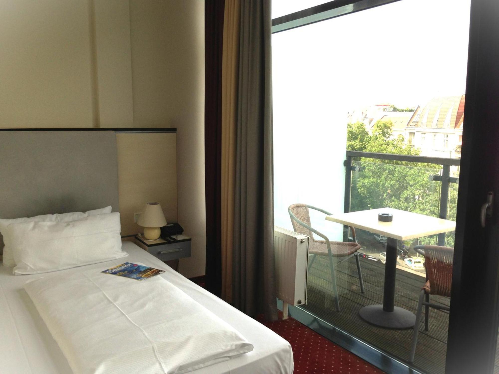 Single Room Terrace