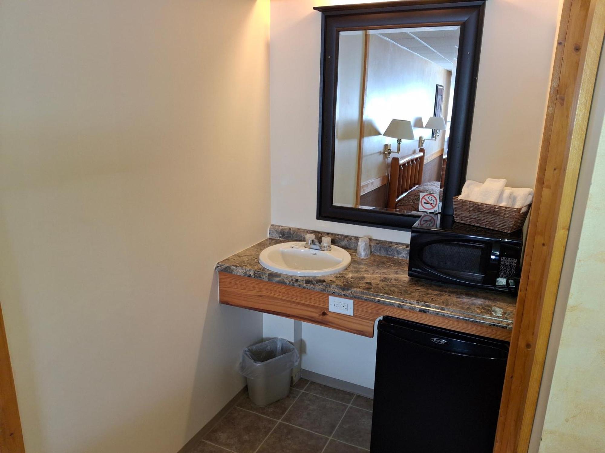 Double Room Non-Smoking
