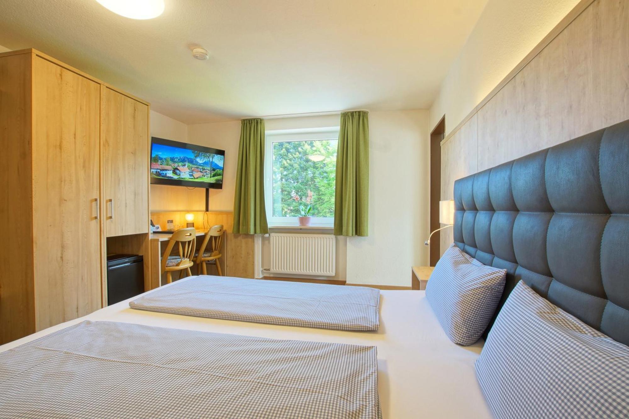 Großes Doppelzimmer