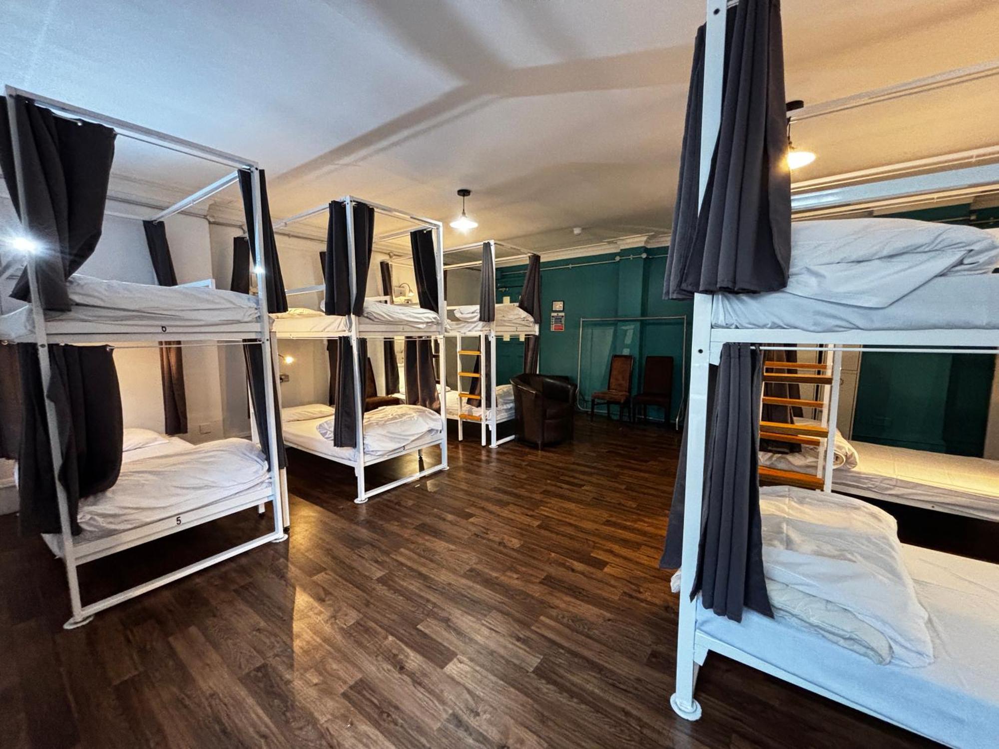 Bed 10-Bed Mixed Dorm Ensuite,1689821441:JPEG