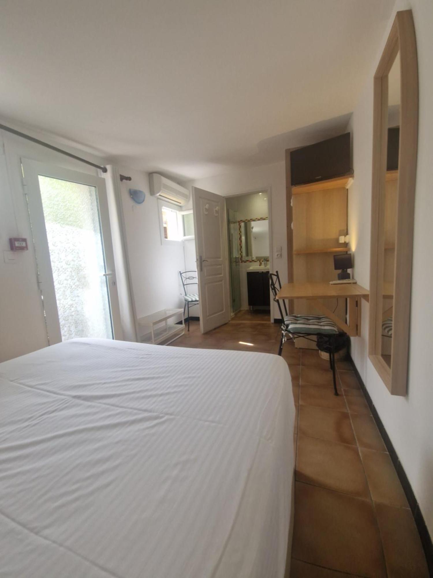 Chambre Double - Vue sur Jardin