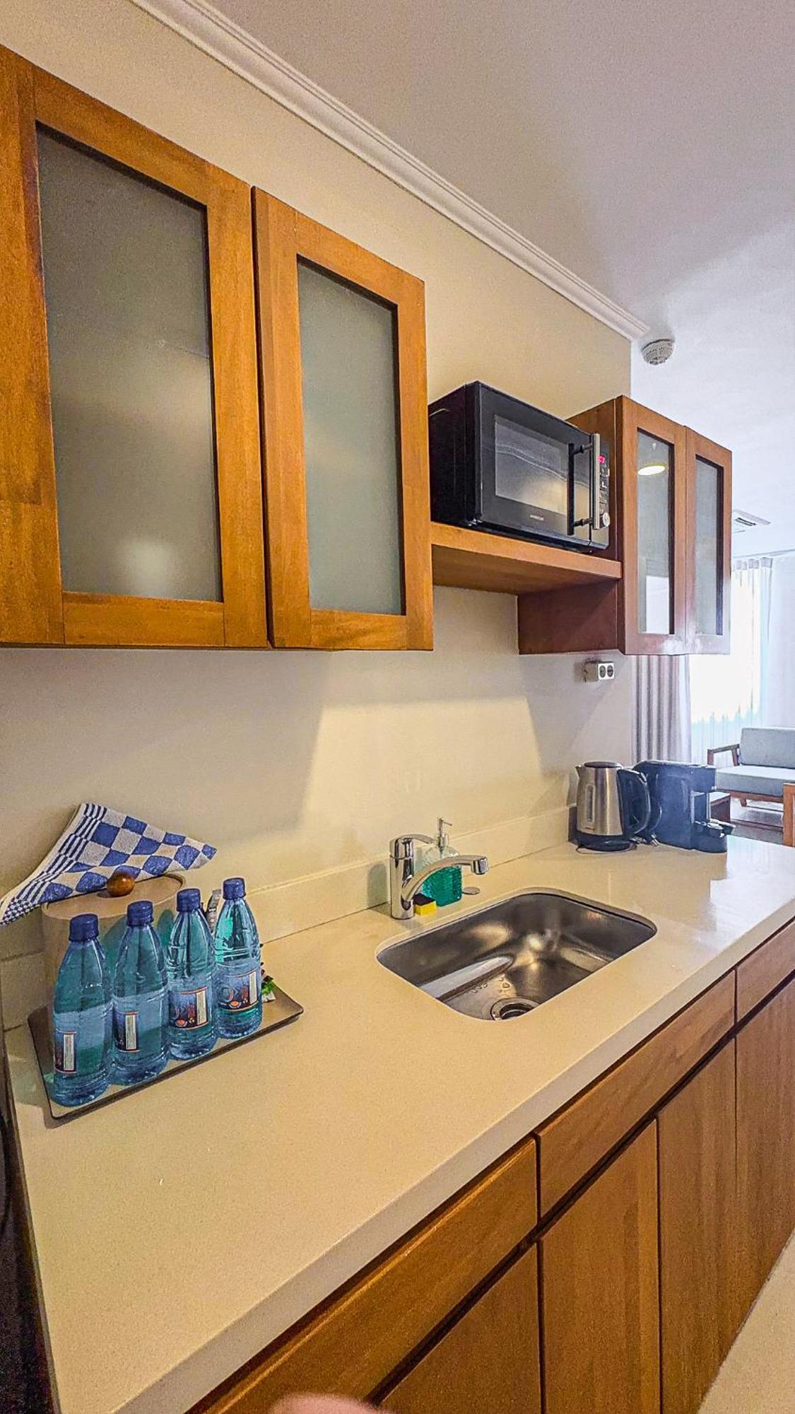 Pietermaai Grand Suite Kitchenette