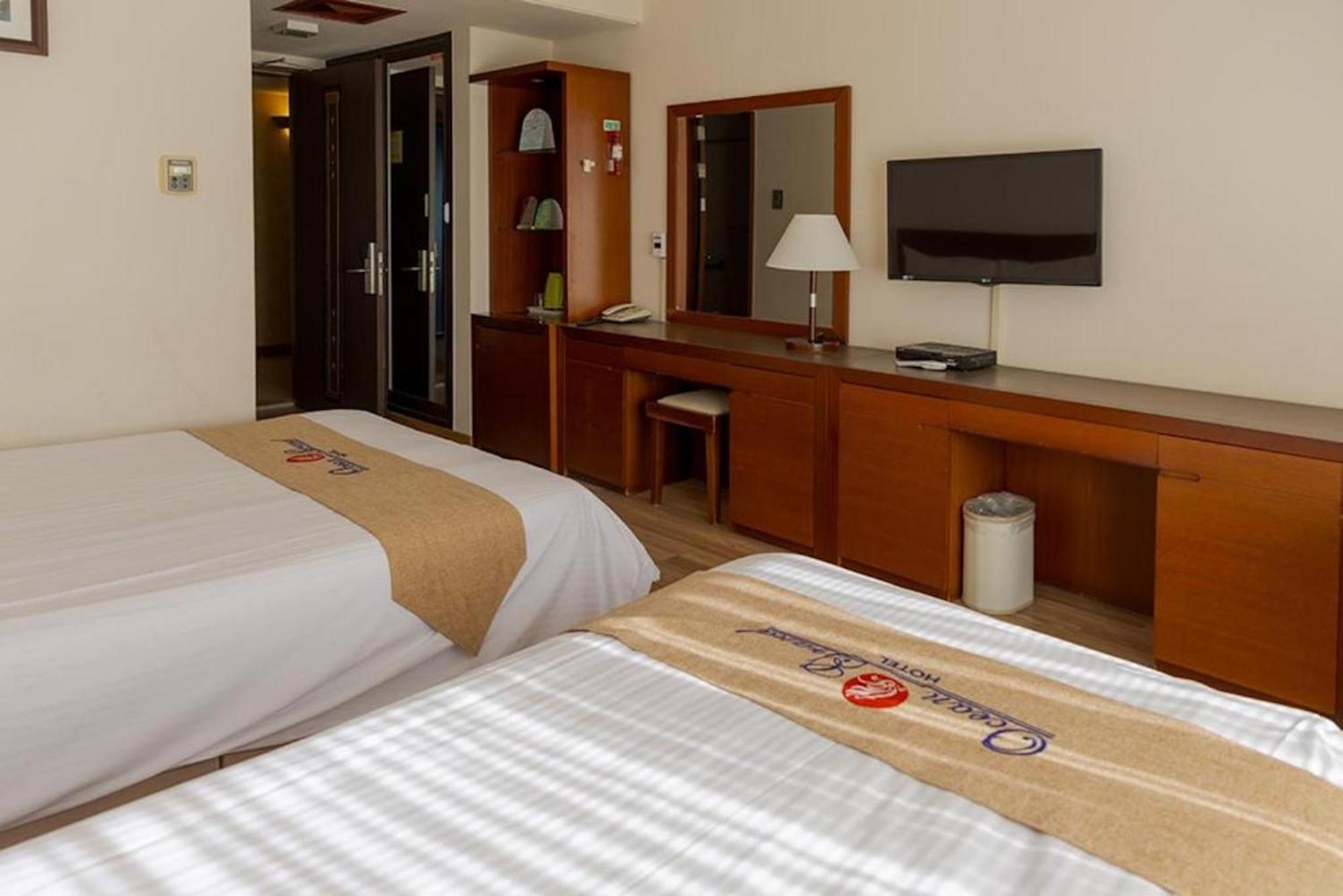 Standard Twin Room No View