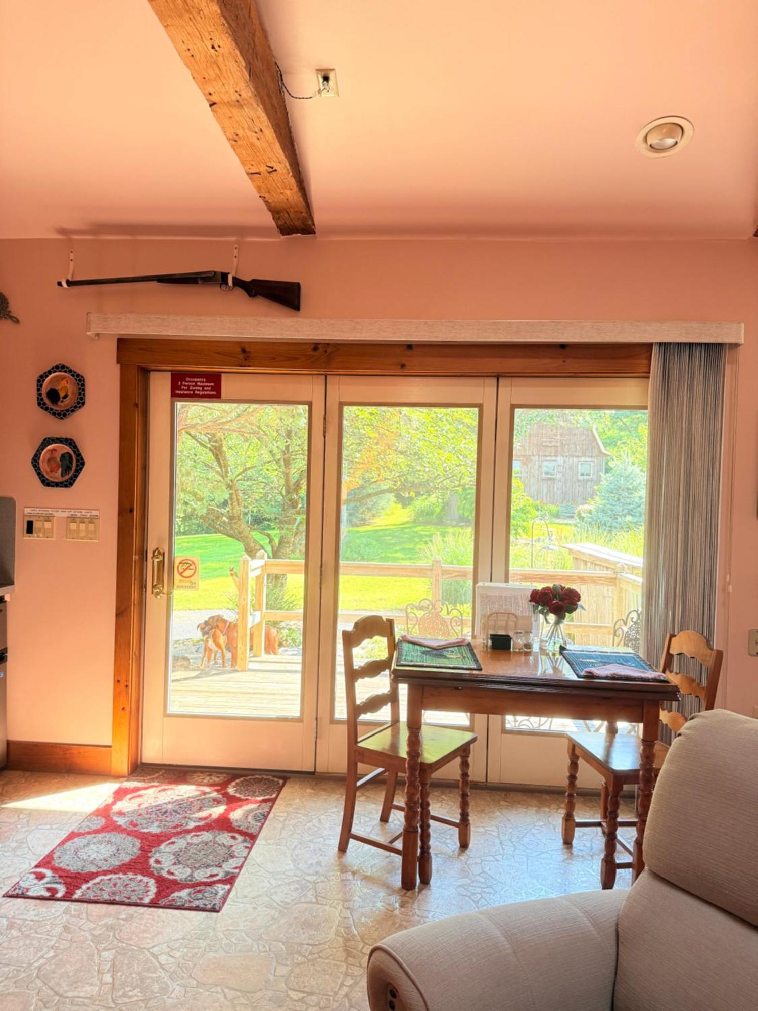 Deluxe King Suite