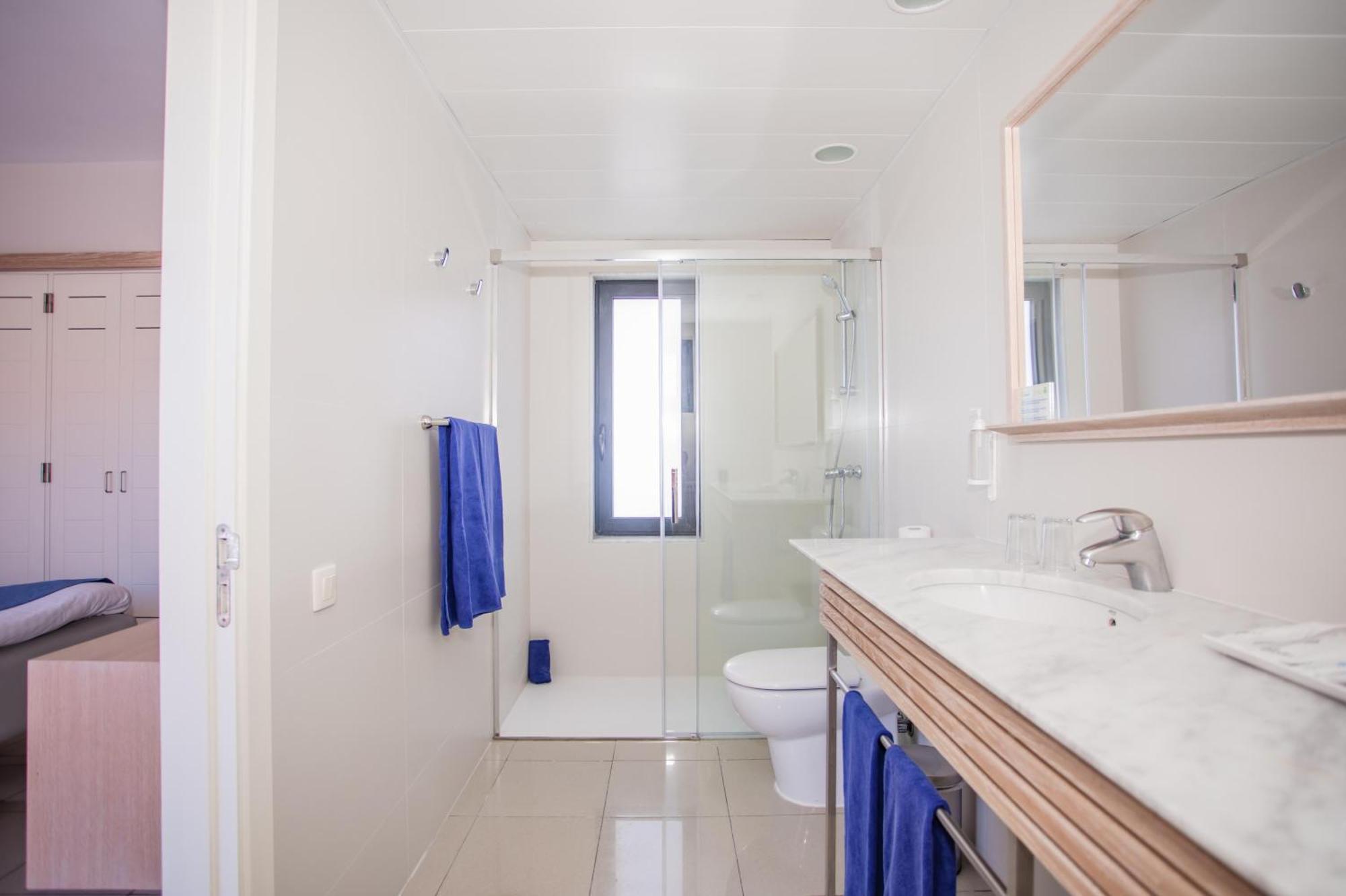Double Room,1692124707:JPEG