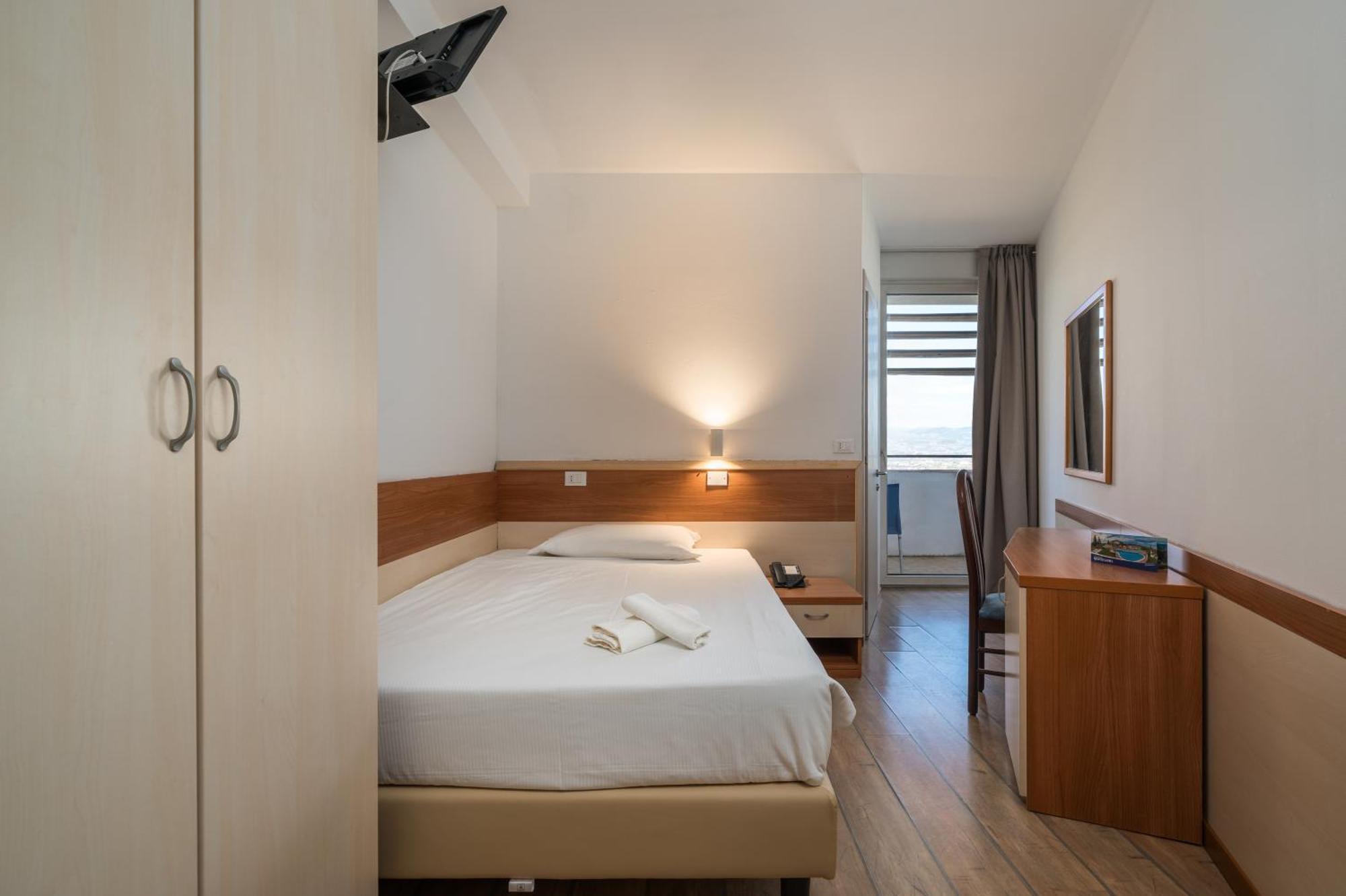Single Room,1695740229:JPEG