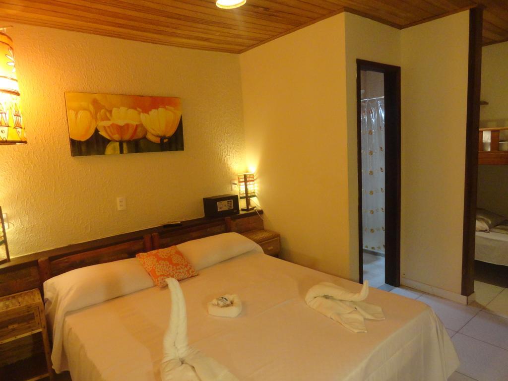 Quarto Triplo com Varanda