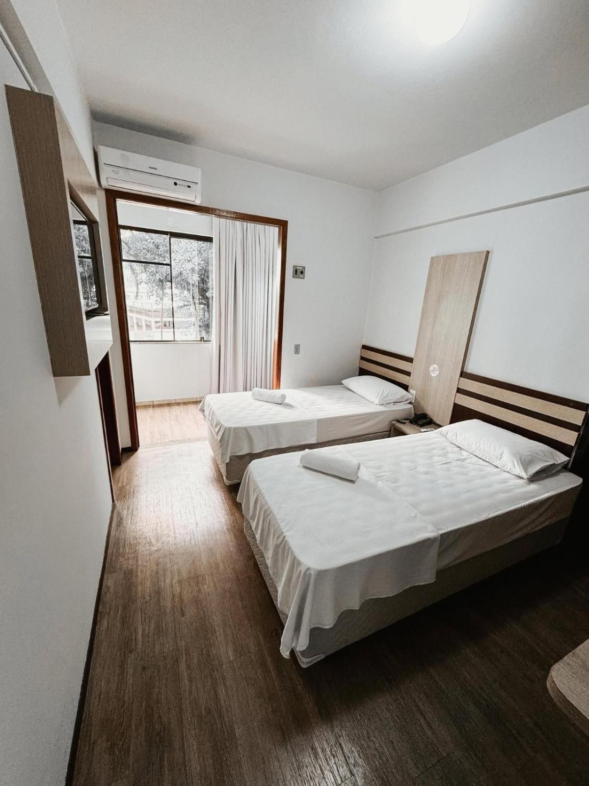Quarto Duplo