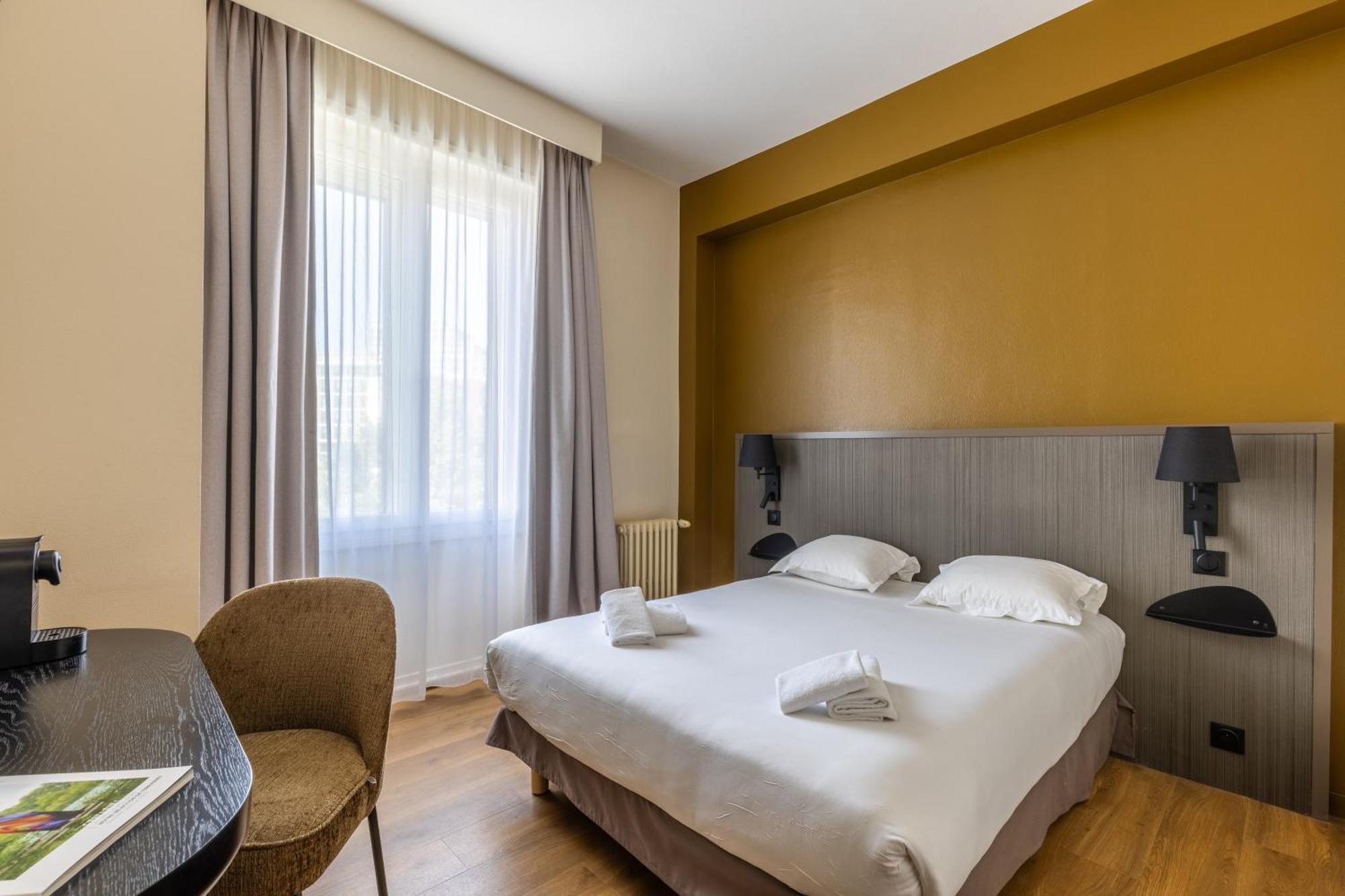Double Room,1698065810:JPEG