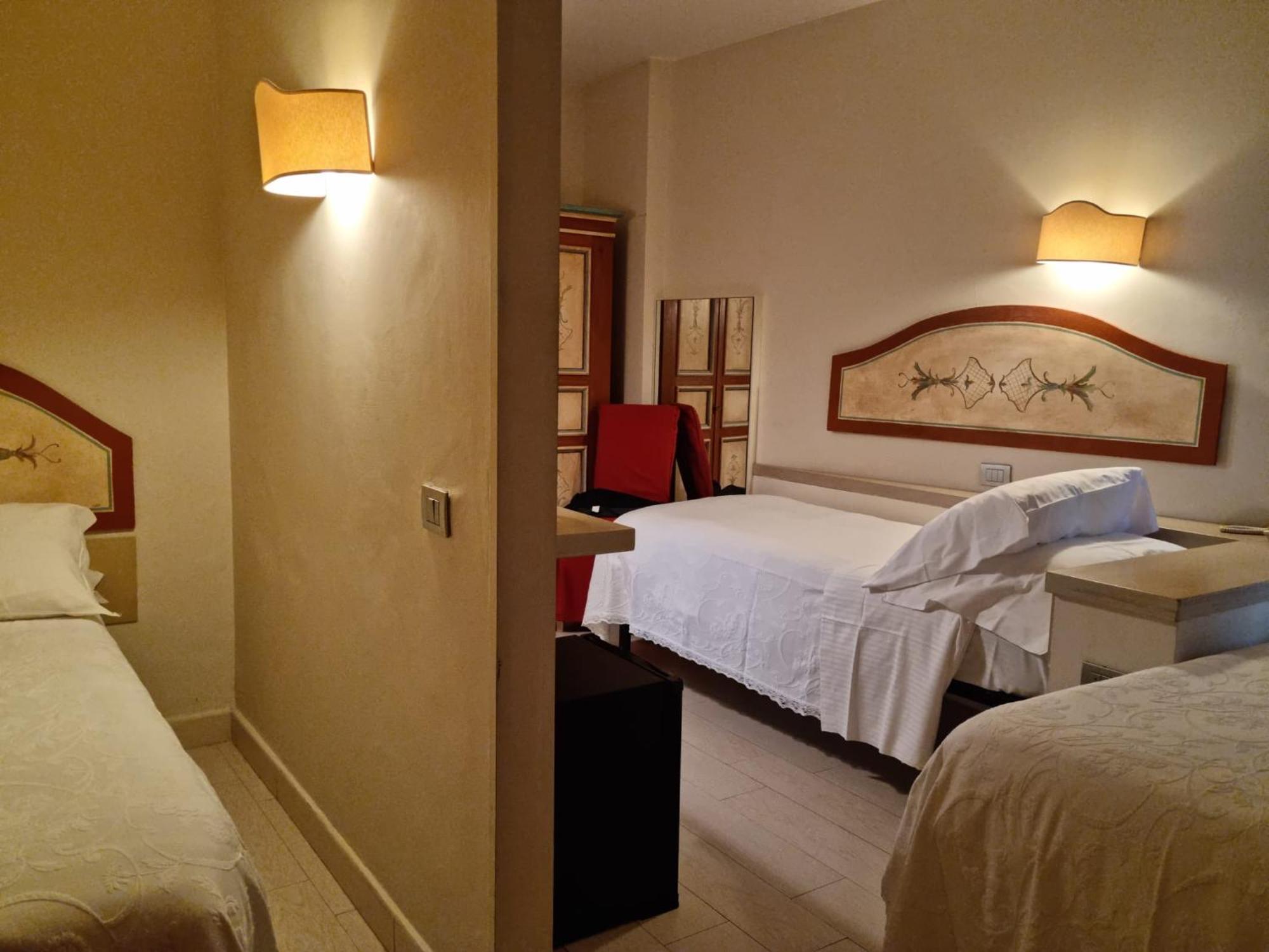 Triple Room,1699756236:JPEG