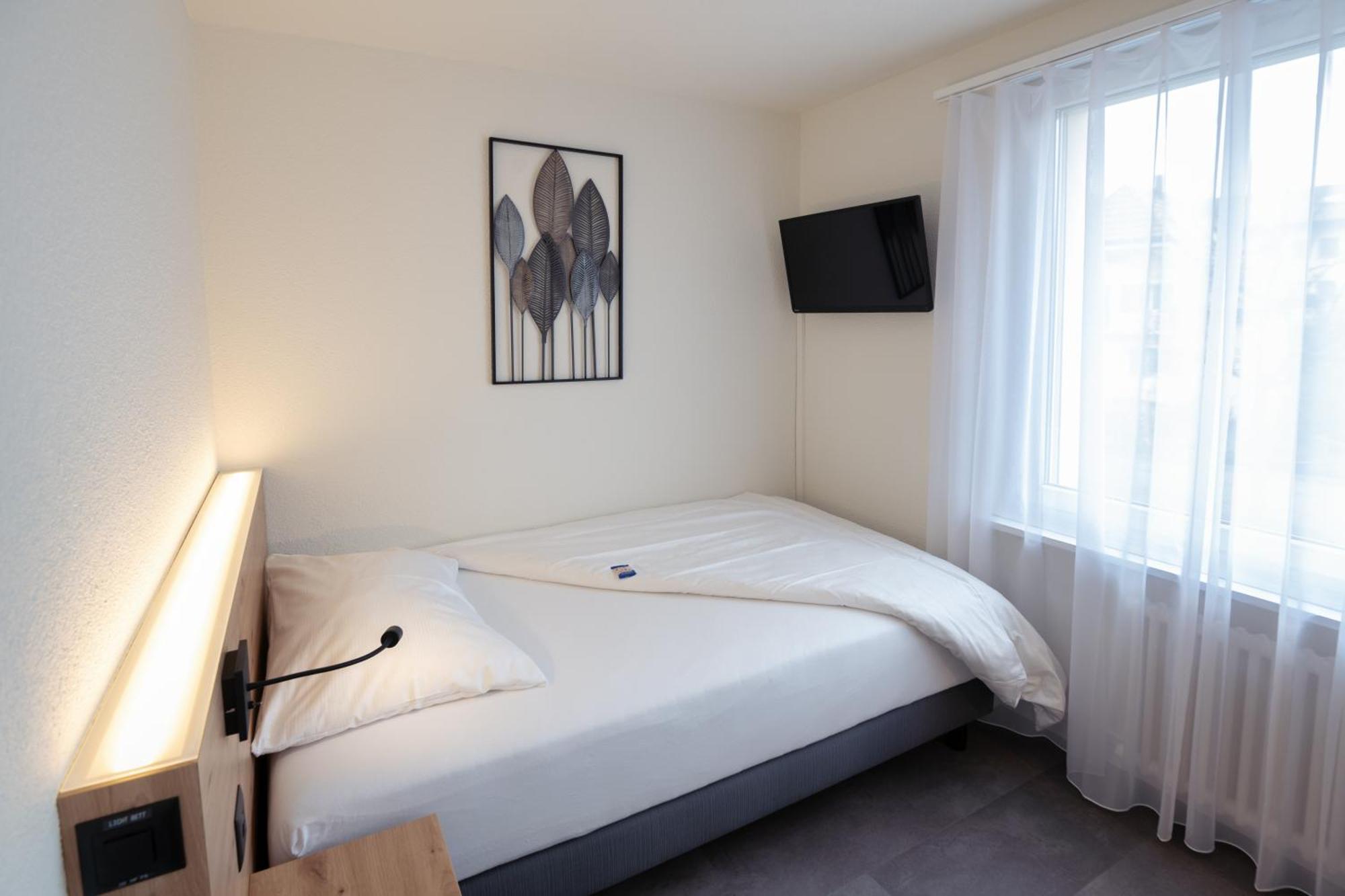 Single Room Standard,1697776107:JPEG