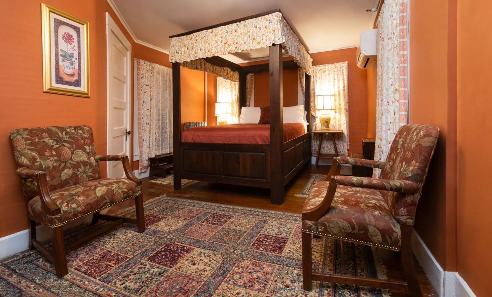 Queen Room