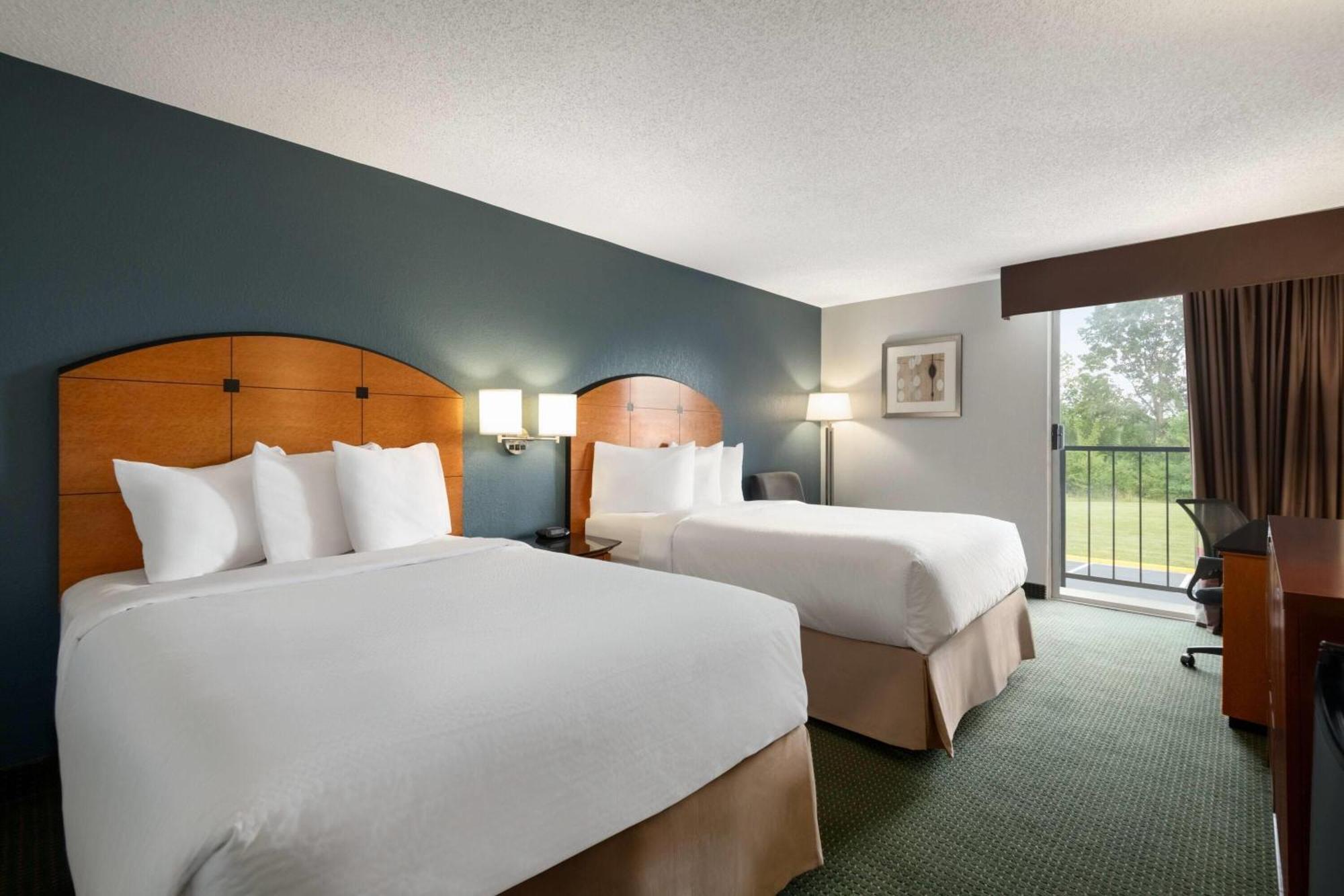 Queen Room with Two Queen Beds - Non-Smoking
