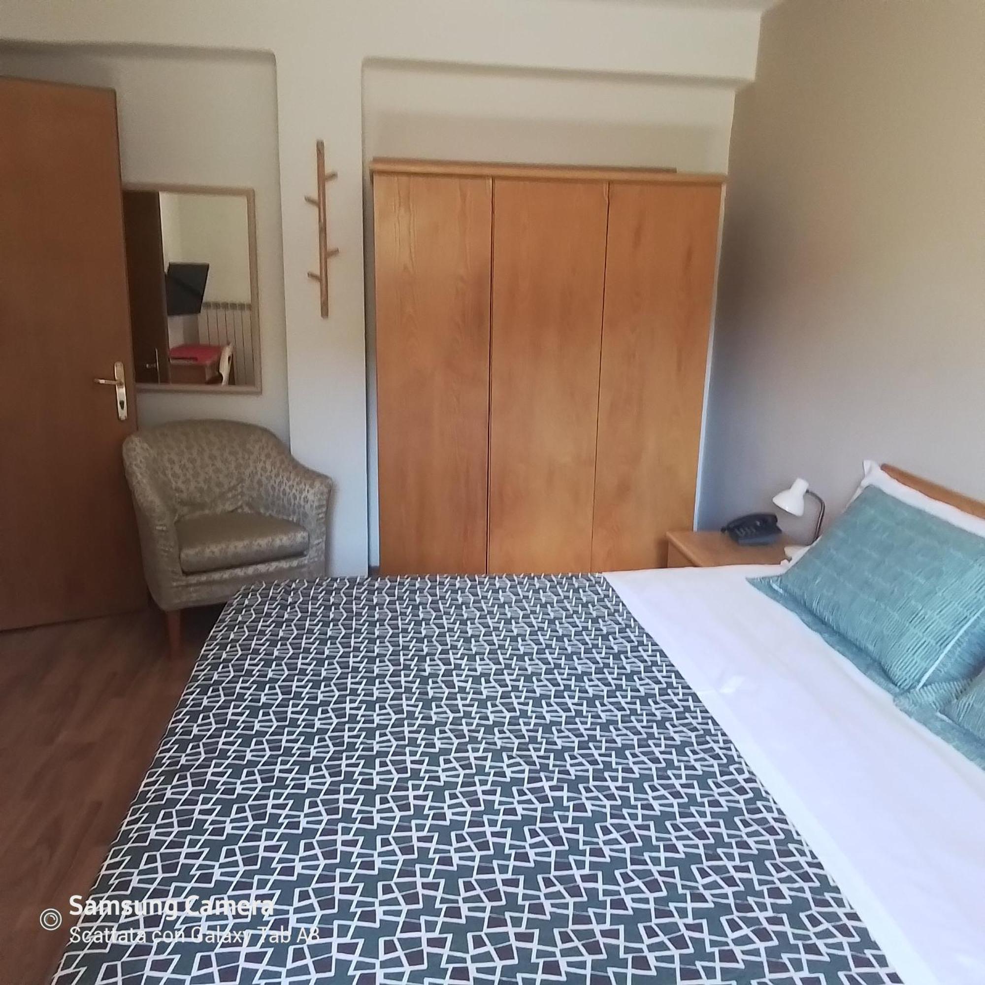 Triple Room,1695327013:JPEG