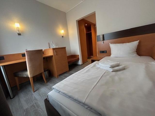 Small Single Room