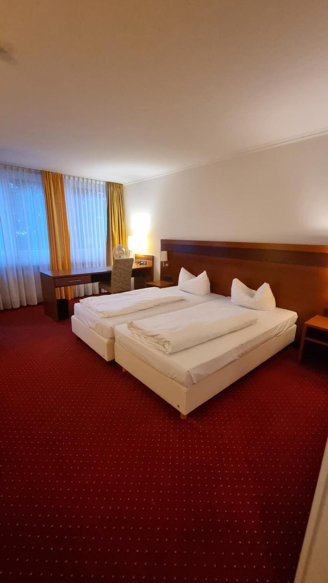 Double or Twin Room Balcony