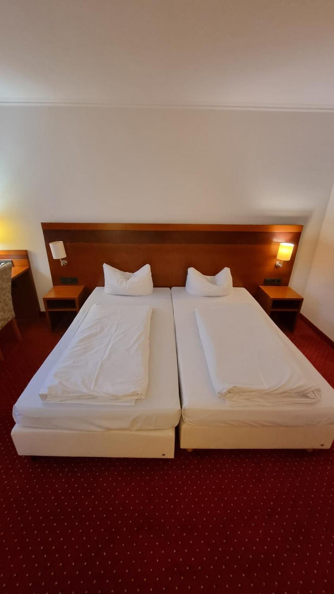 Double or Twin Room Balcony