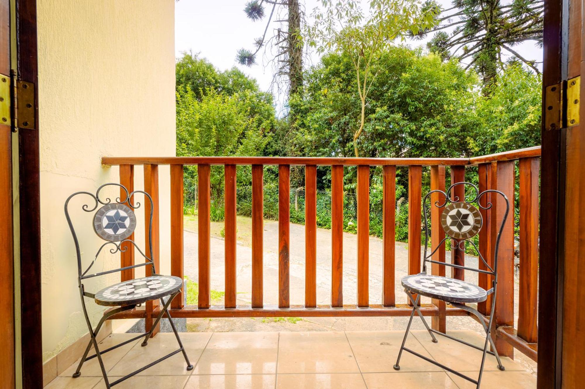 Deluxe Double Room Balcony,1703581222:JPEG