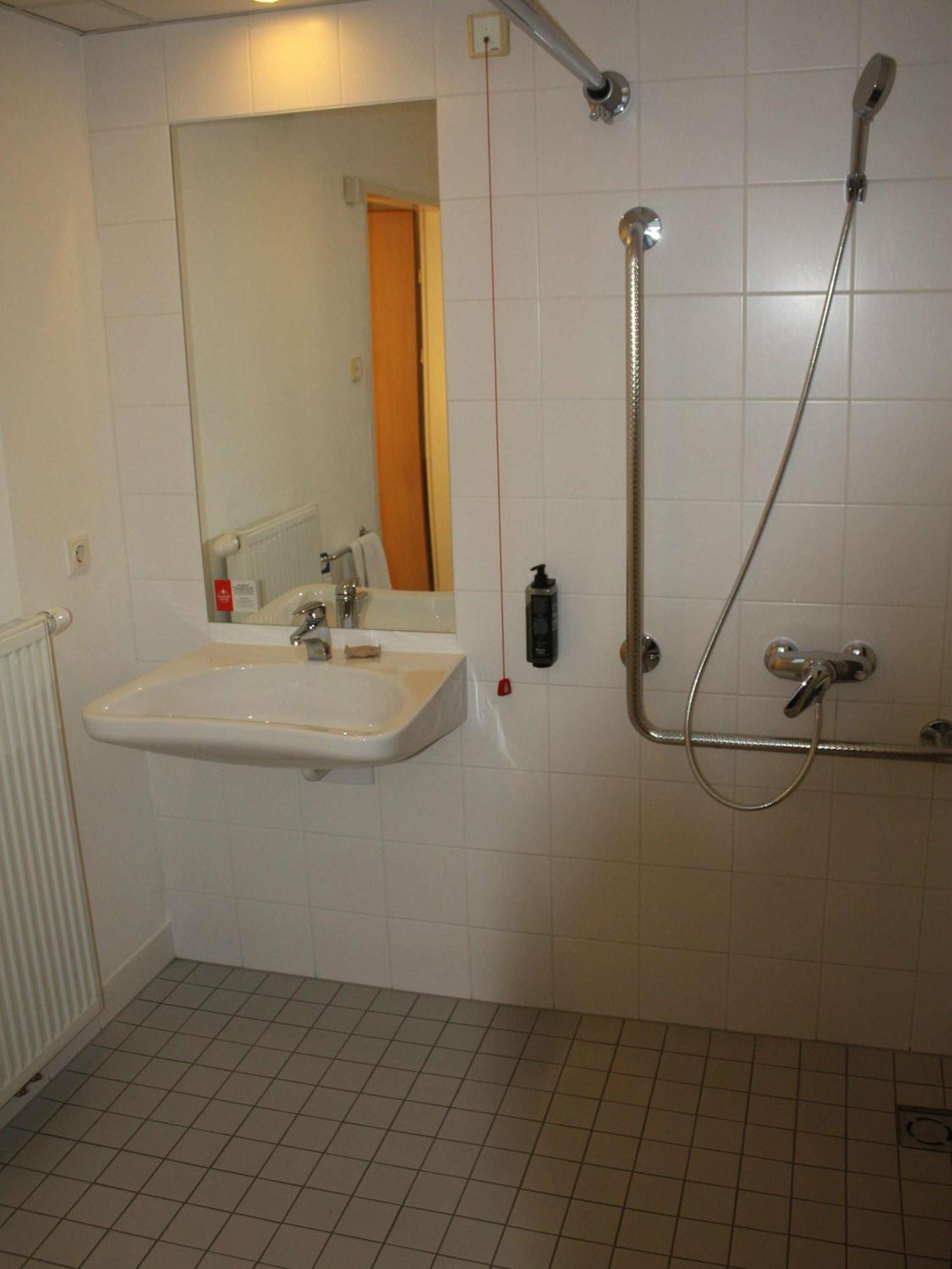 Accessible Room 1 Queen Bed,1742827391:JPEG