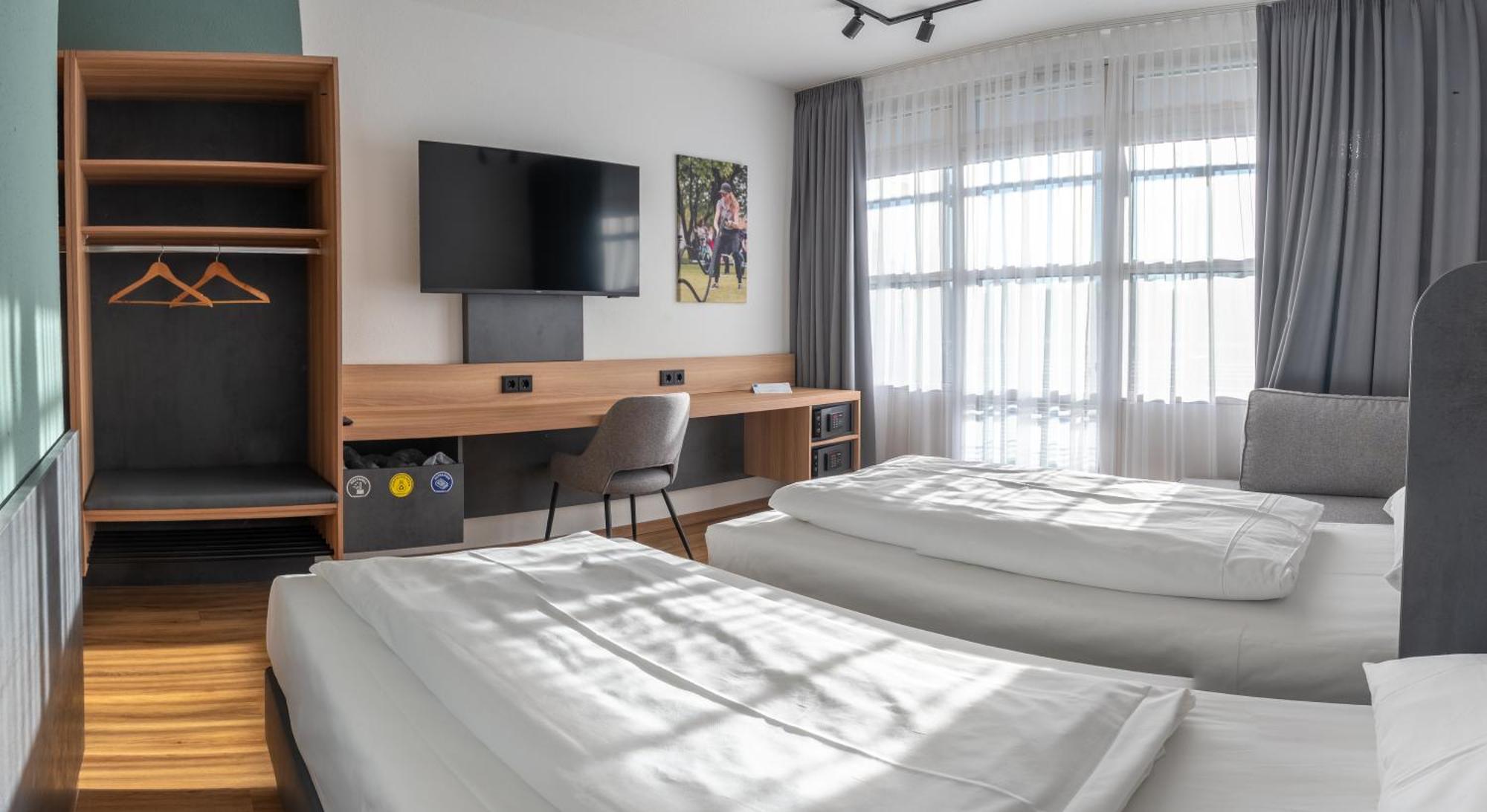 Deluxe Double or Twin Room Balcony