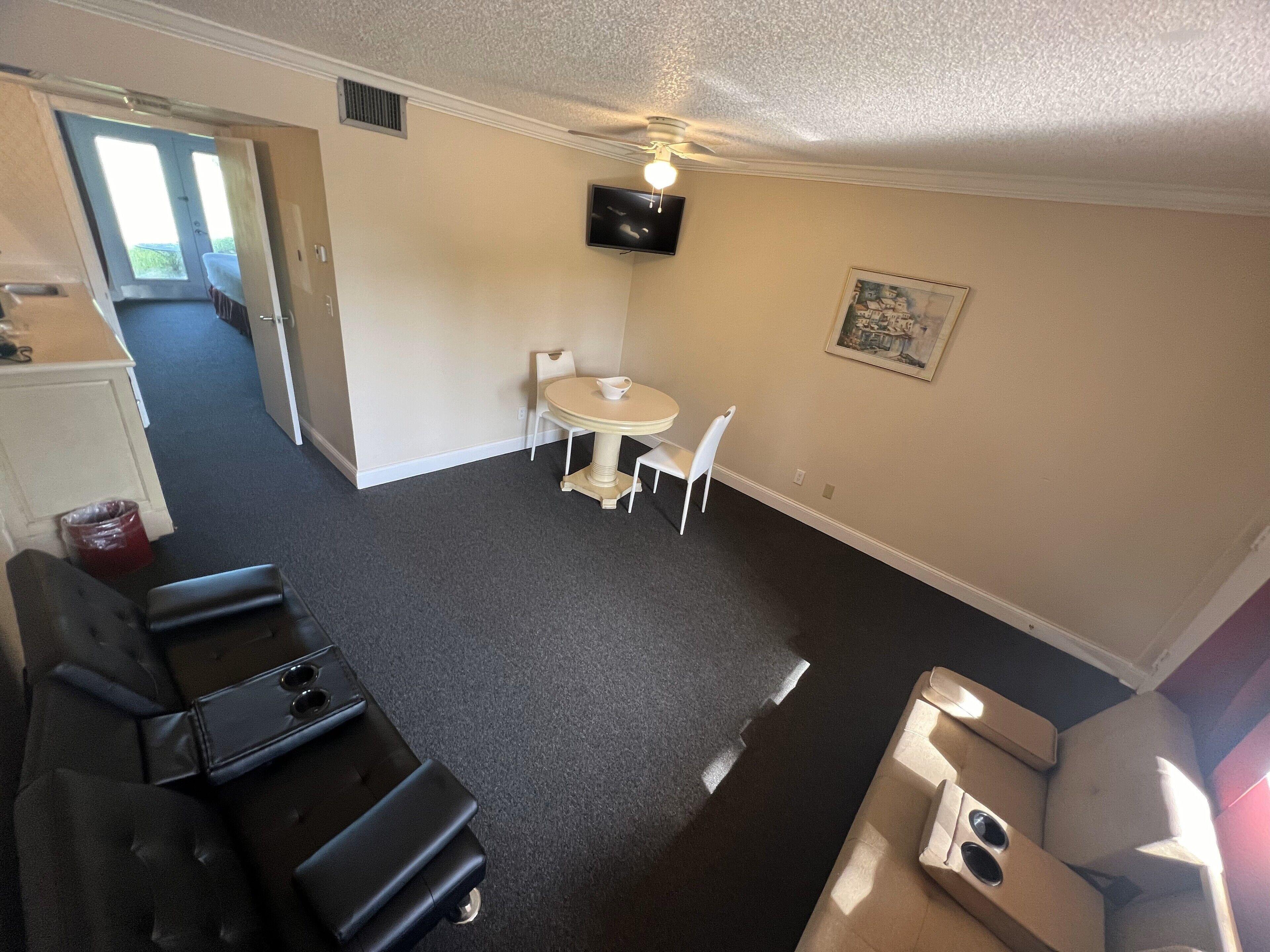 Standard Double Suite