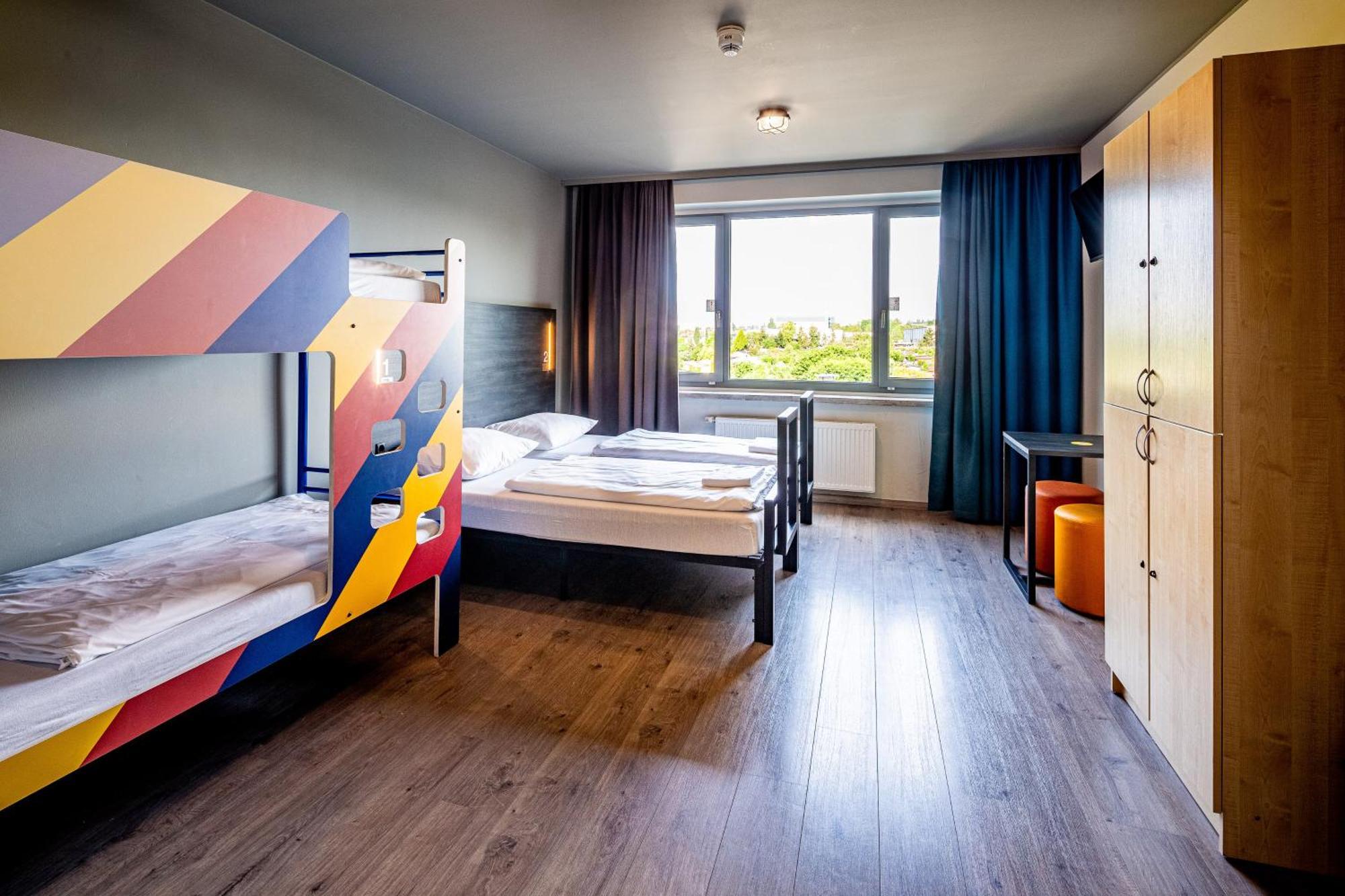 Bed 4-Bed Dormitory Room