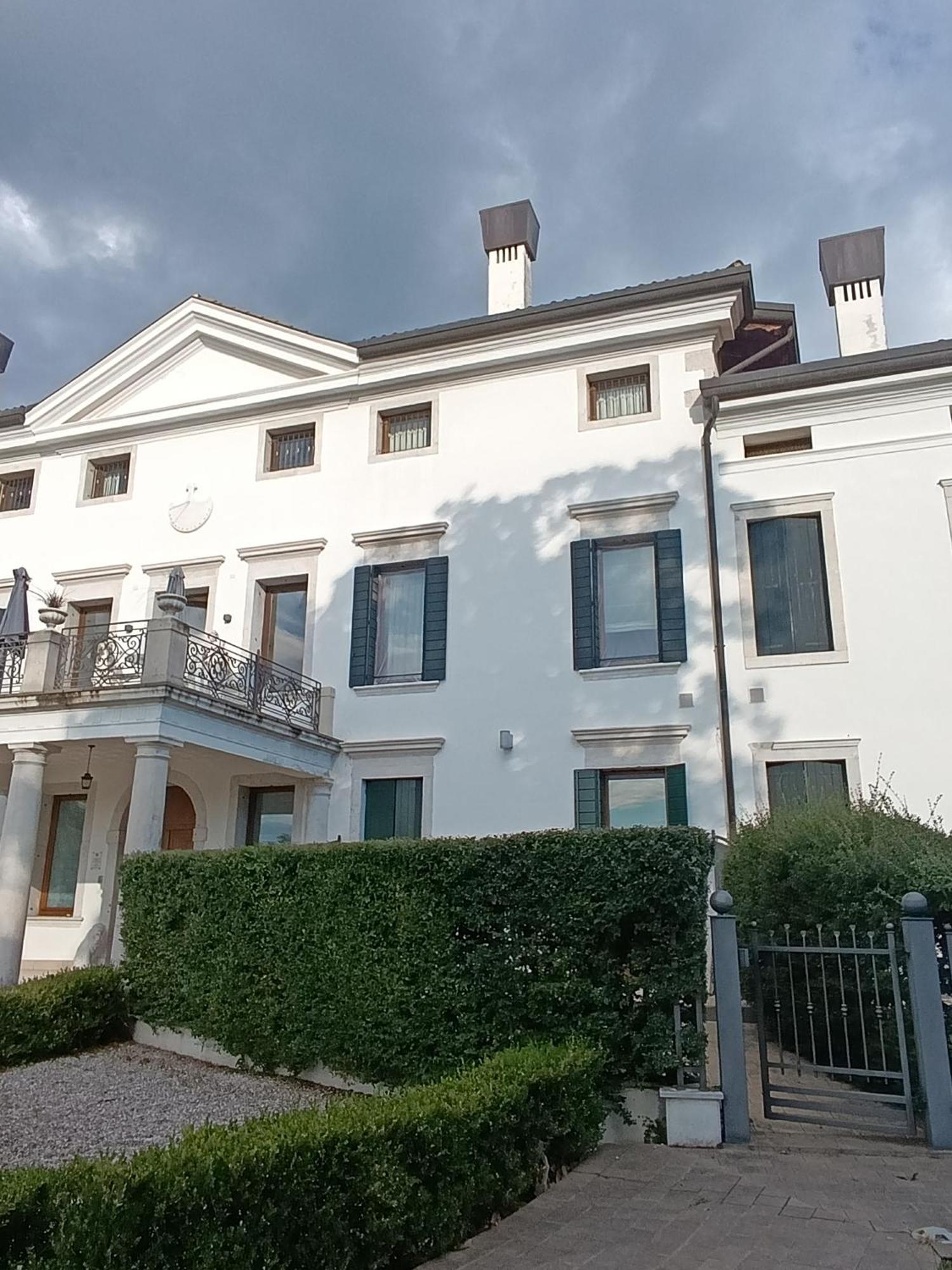 Appartamento con Vista Giardino