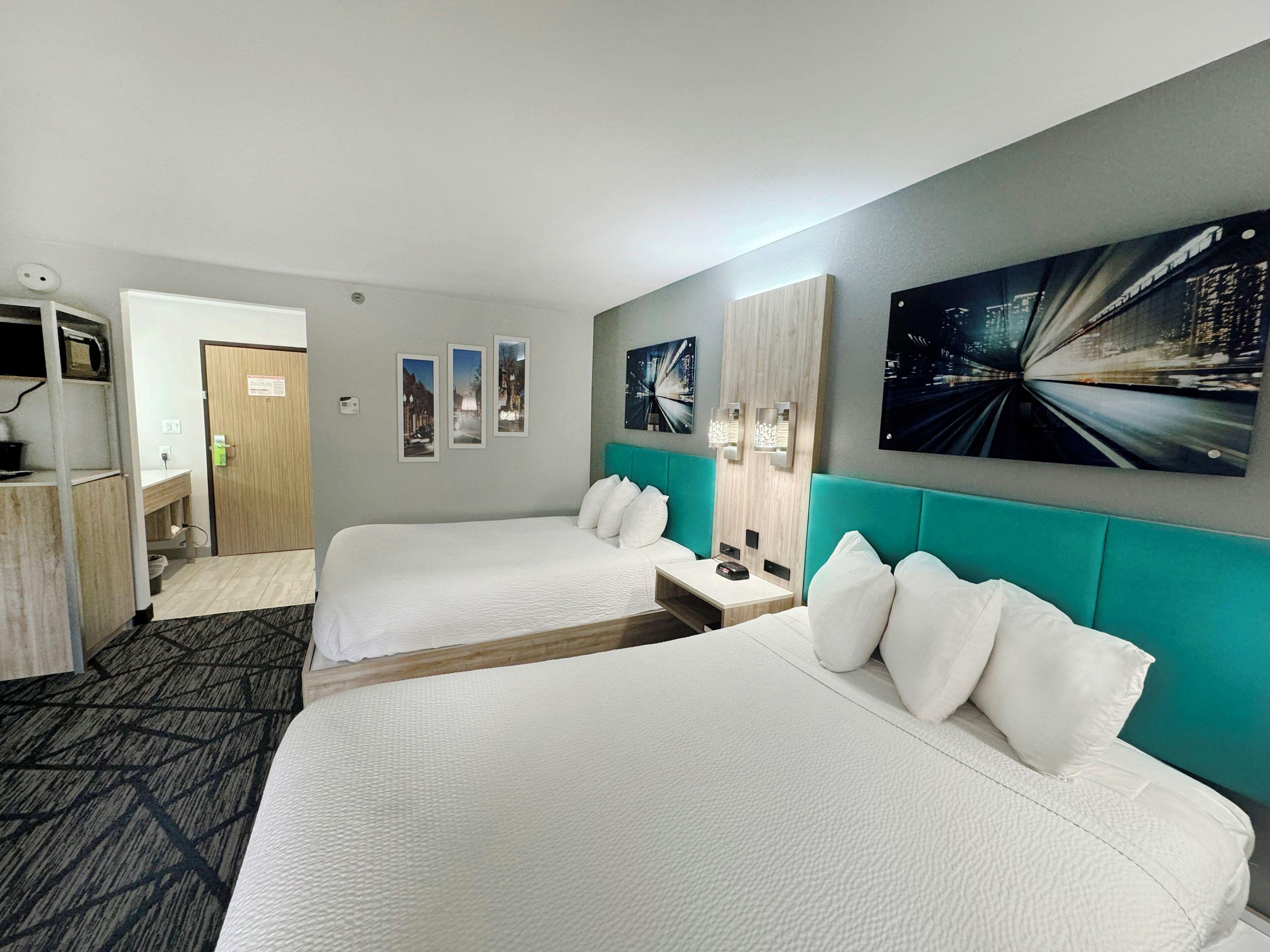 Queen Room with Two Queen Beds - Non-Smoking